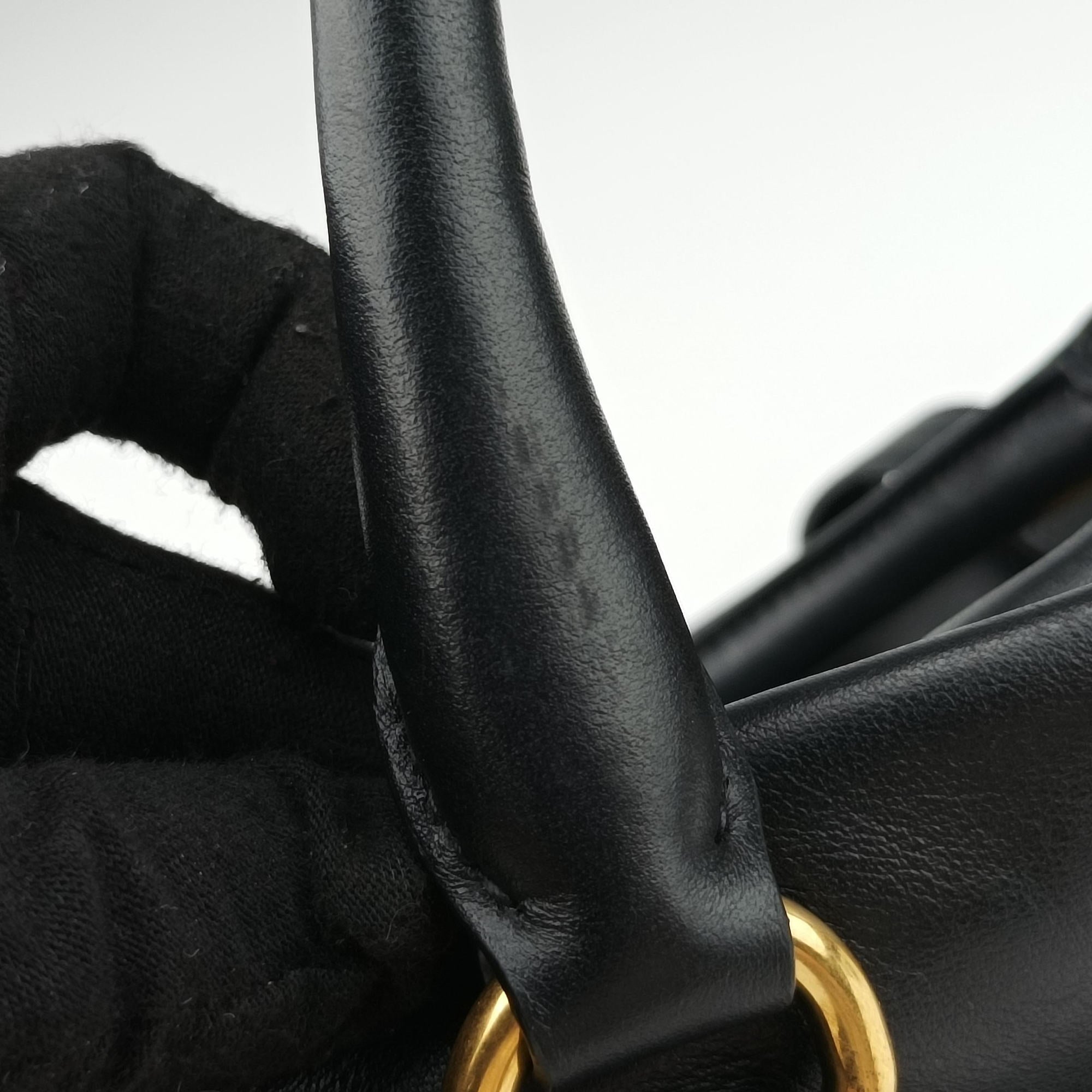 Pre-owned Prada Vitello Daino Logo Black Leather BN1903 shoulderbag | stylenewstar