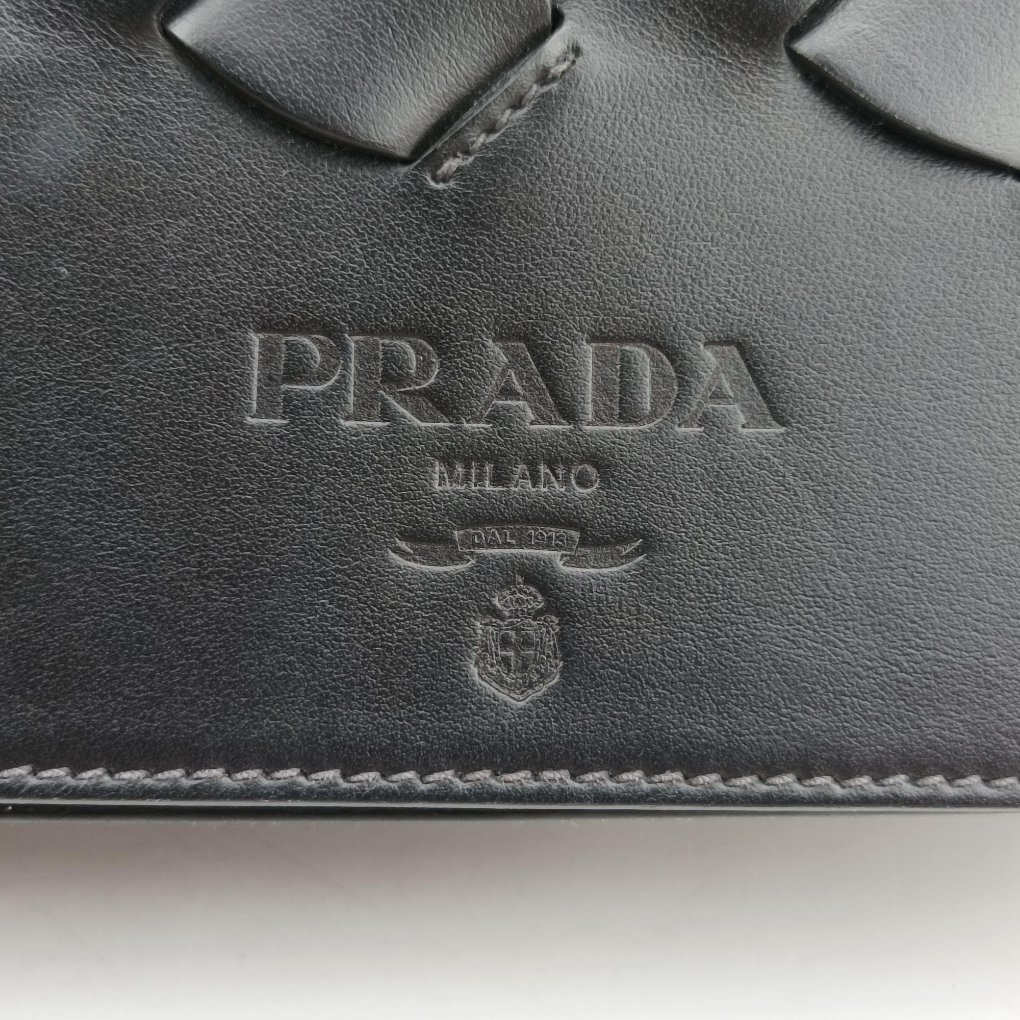 Pre-owned Bottega Veneta Vitello Intreccio Tress Black Leather  shoulderbag | stylenewstar