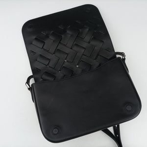 Pre-owned Bottega Veneta Vitello Intreccio Tress Black Leather  shoulderbag | stylenewstar