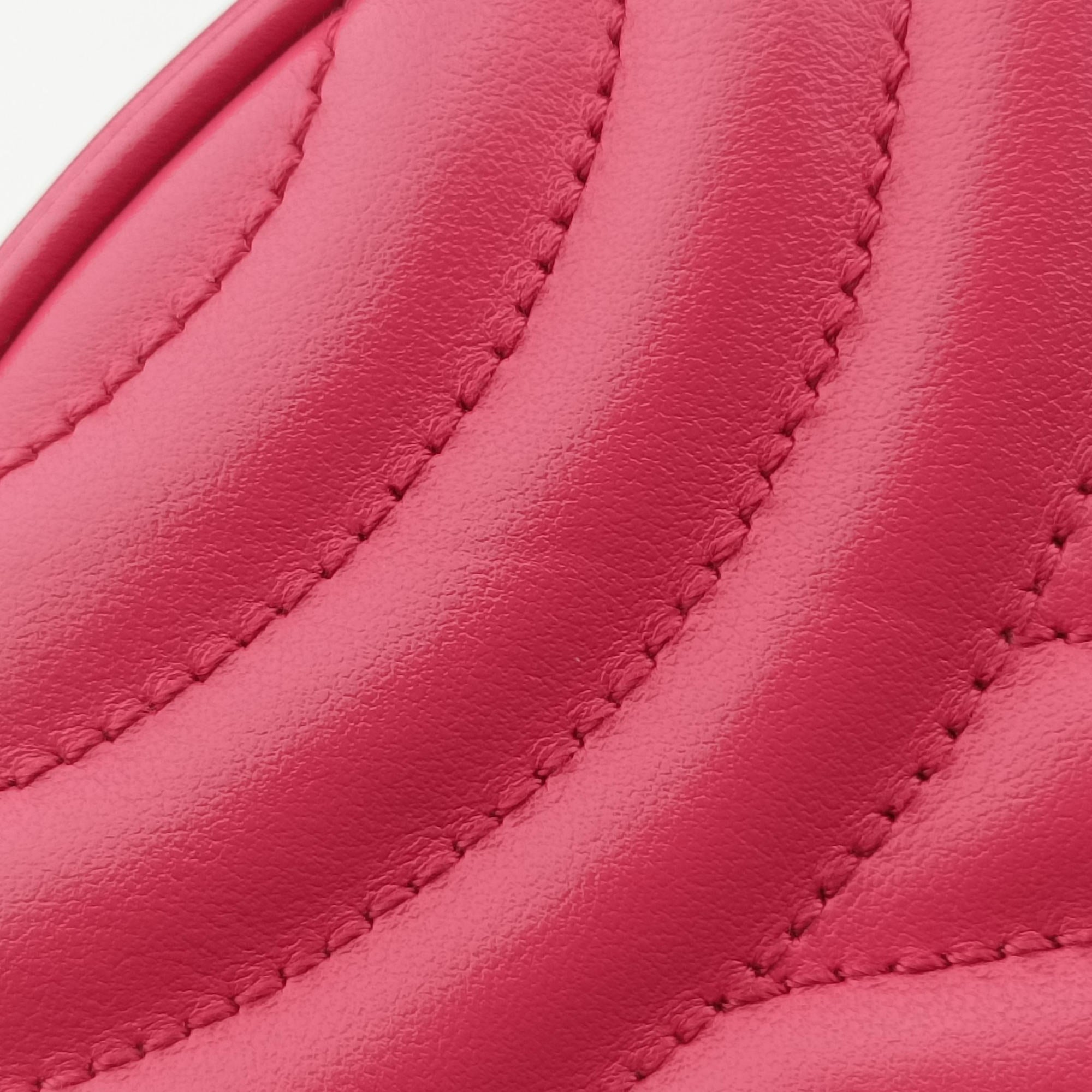 Secondhand Prada Impunture Diagramme Oval Pink leather 1BH131 shoulderbag | stylenewstar