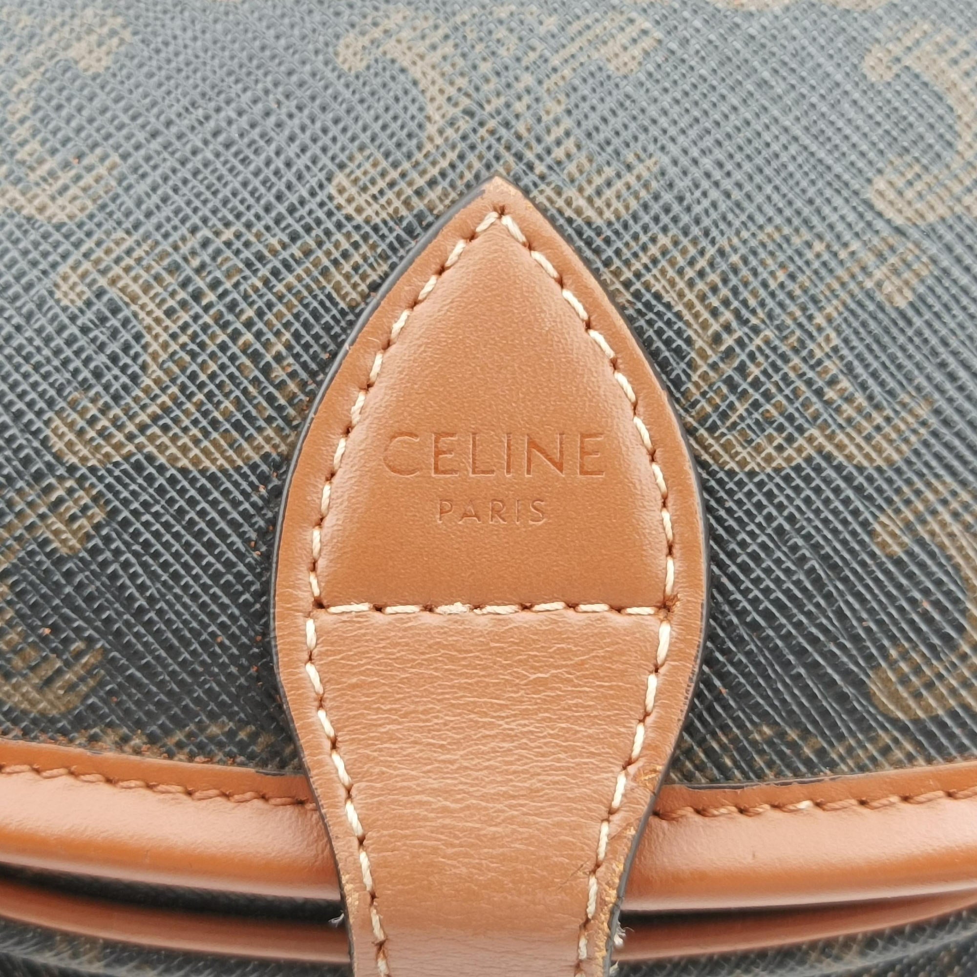 Secondhand Celine FOLCO Triomphe Brown PVC coated canvas  shoulderbag | stylenewstar