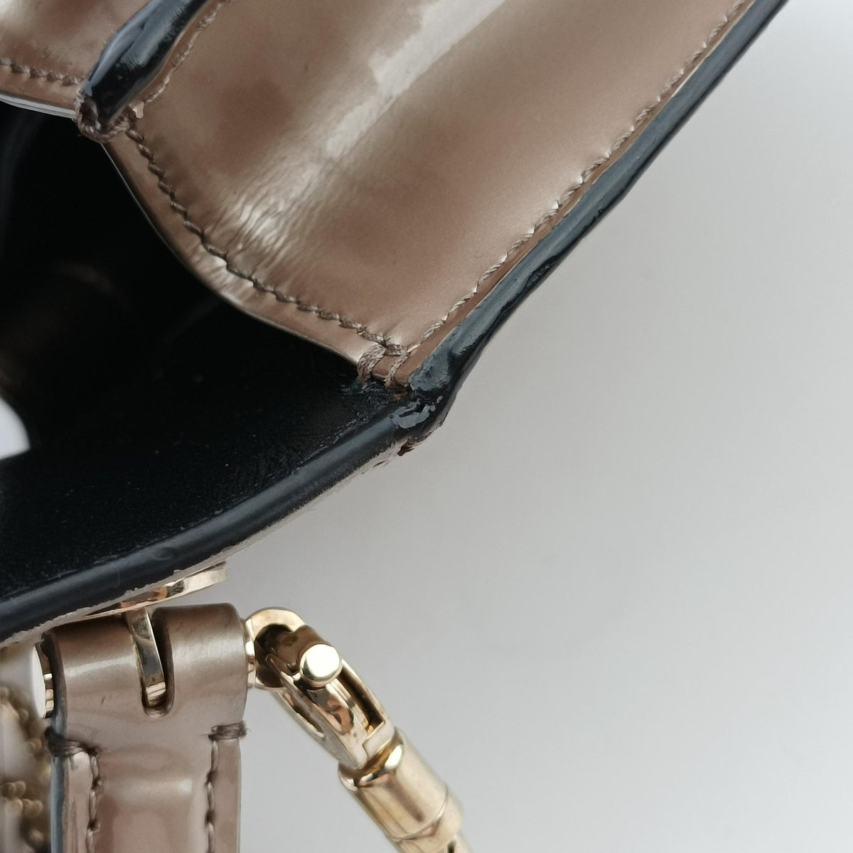 Vintage Bvlgari SERPENTI FOREVER Golden Patent  shoulderbag | stylenewstar