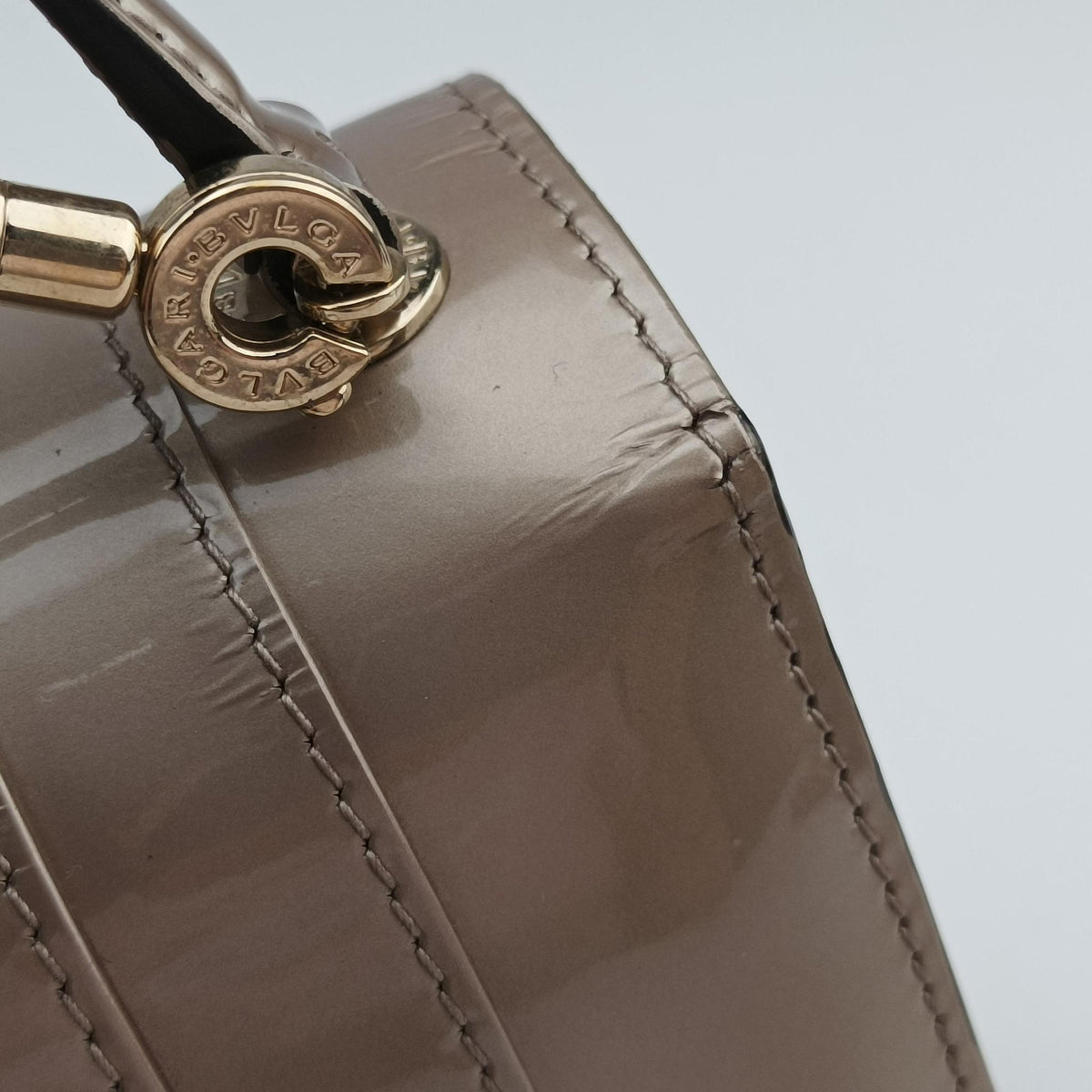 Vintage Bvlgari SERPENTI FOREVER Golden Patent  shoulderbag | stylenewstar