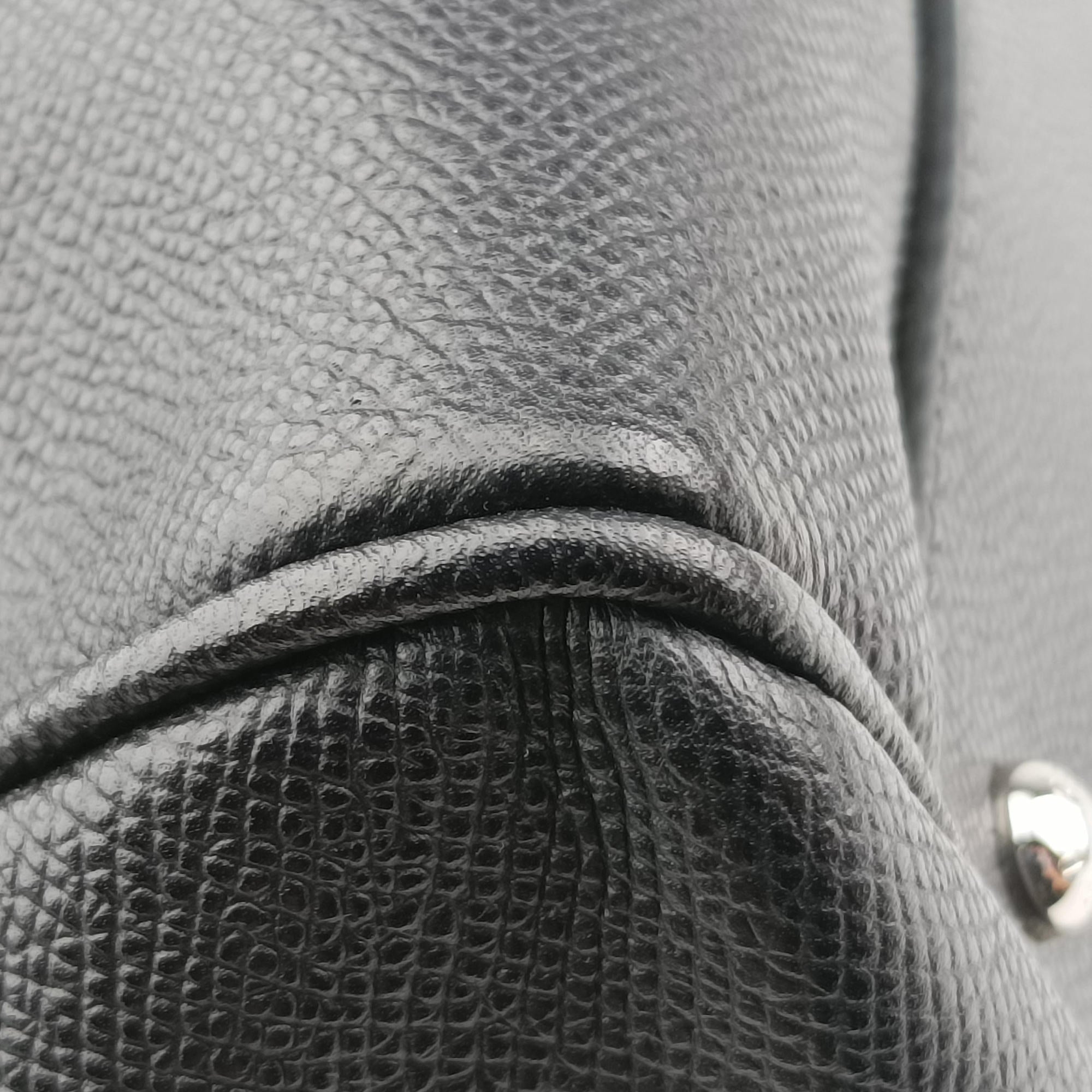 Pre-owned Dolce & Gabbana SICILY Black Leather  shoulderbag | stylenewstar