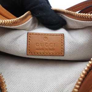 Pre-owned Gucci Attache G-Shaped Hook Brown leather 699409 shoulderbag | stylenewstar