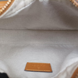 Pre-owned Gucci Attache G-Shaped Hook Brown leather 699409 shoulderbag | stylenewstar