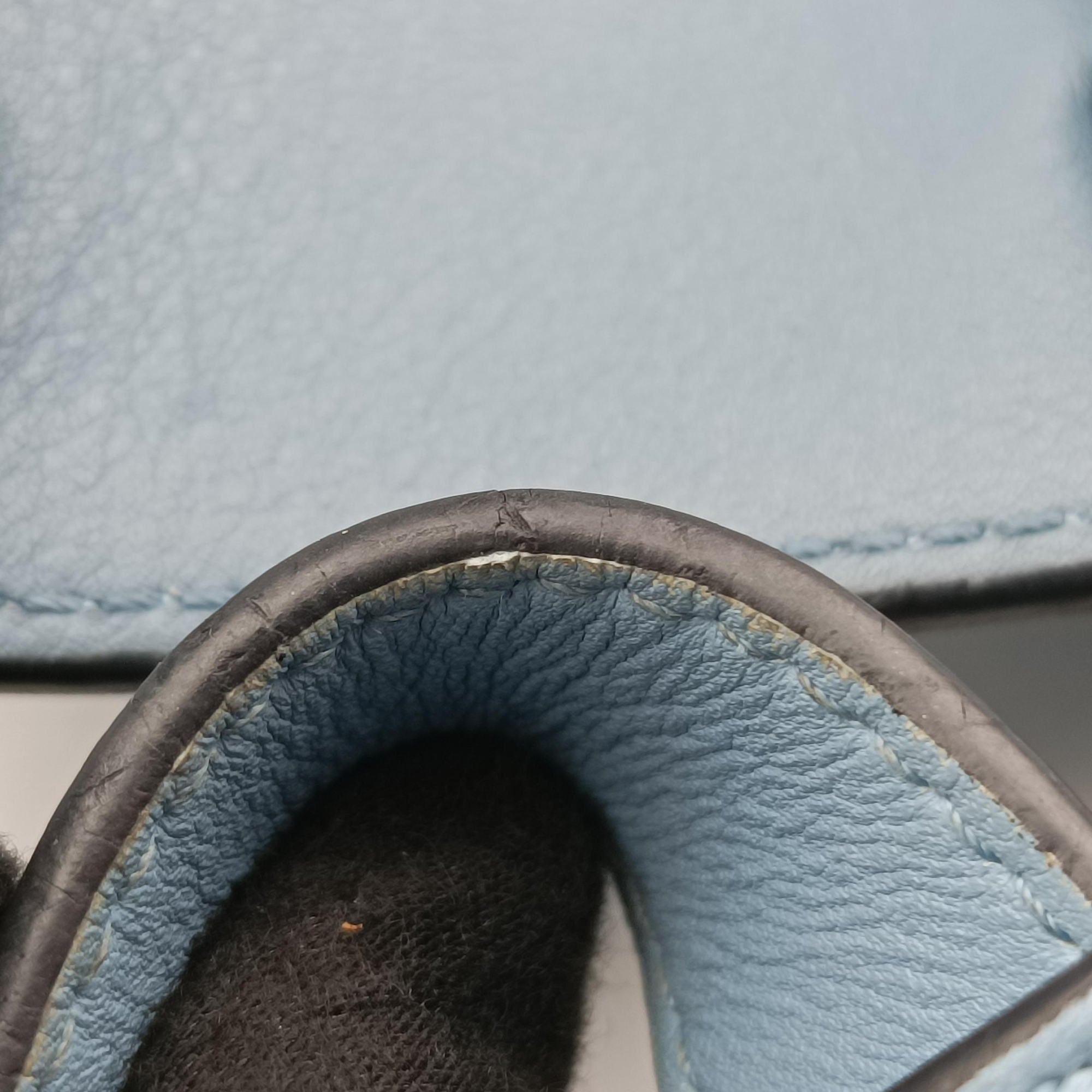 Pre-owned Loewe hammock Blue x Light Blue leather  shoulderbag | stylenewstar