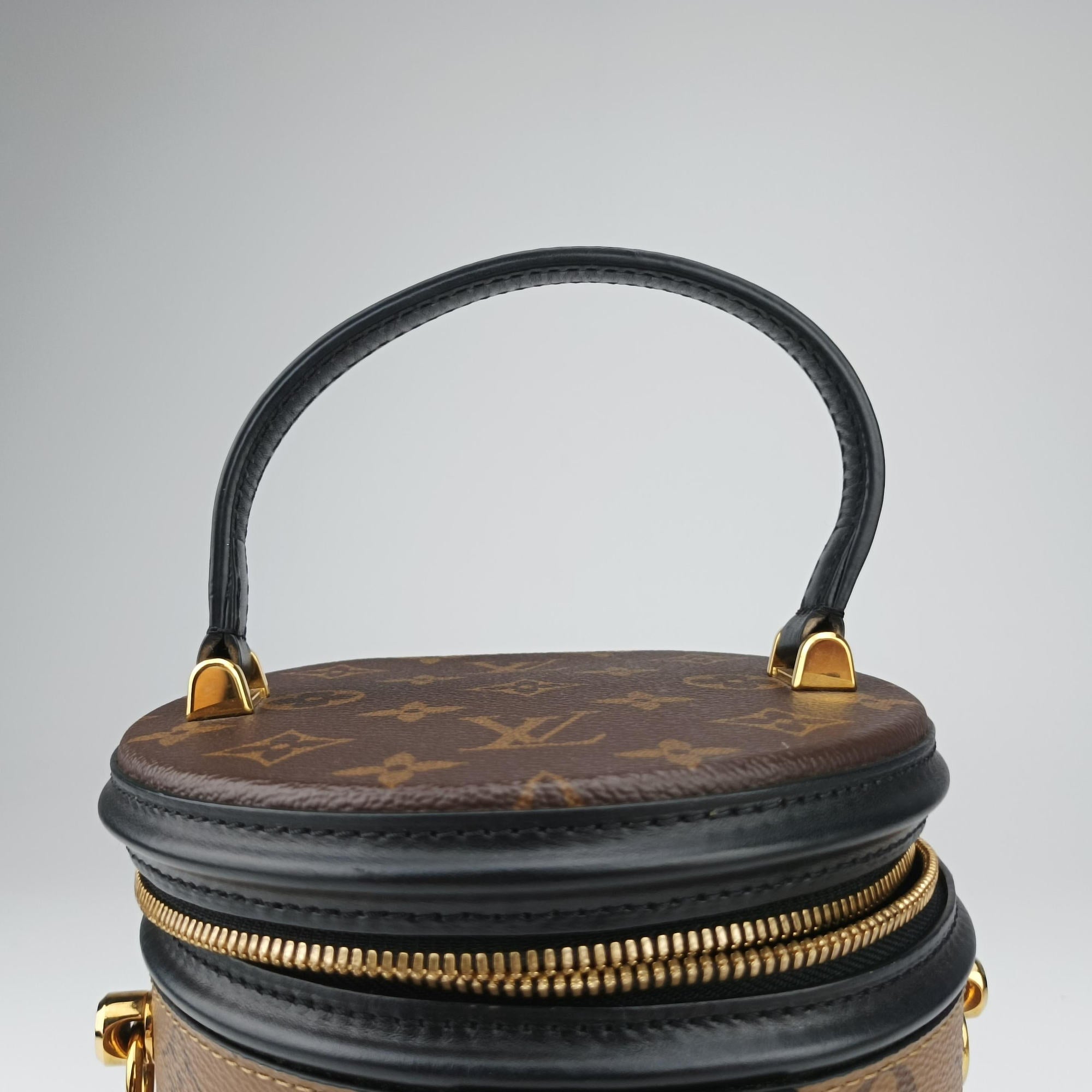 Pre-owned Louis Vuitton Cannes Brown × Black Monogram Reverse Giant M43986 shoulderbag | stylenewstar