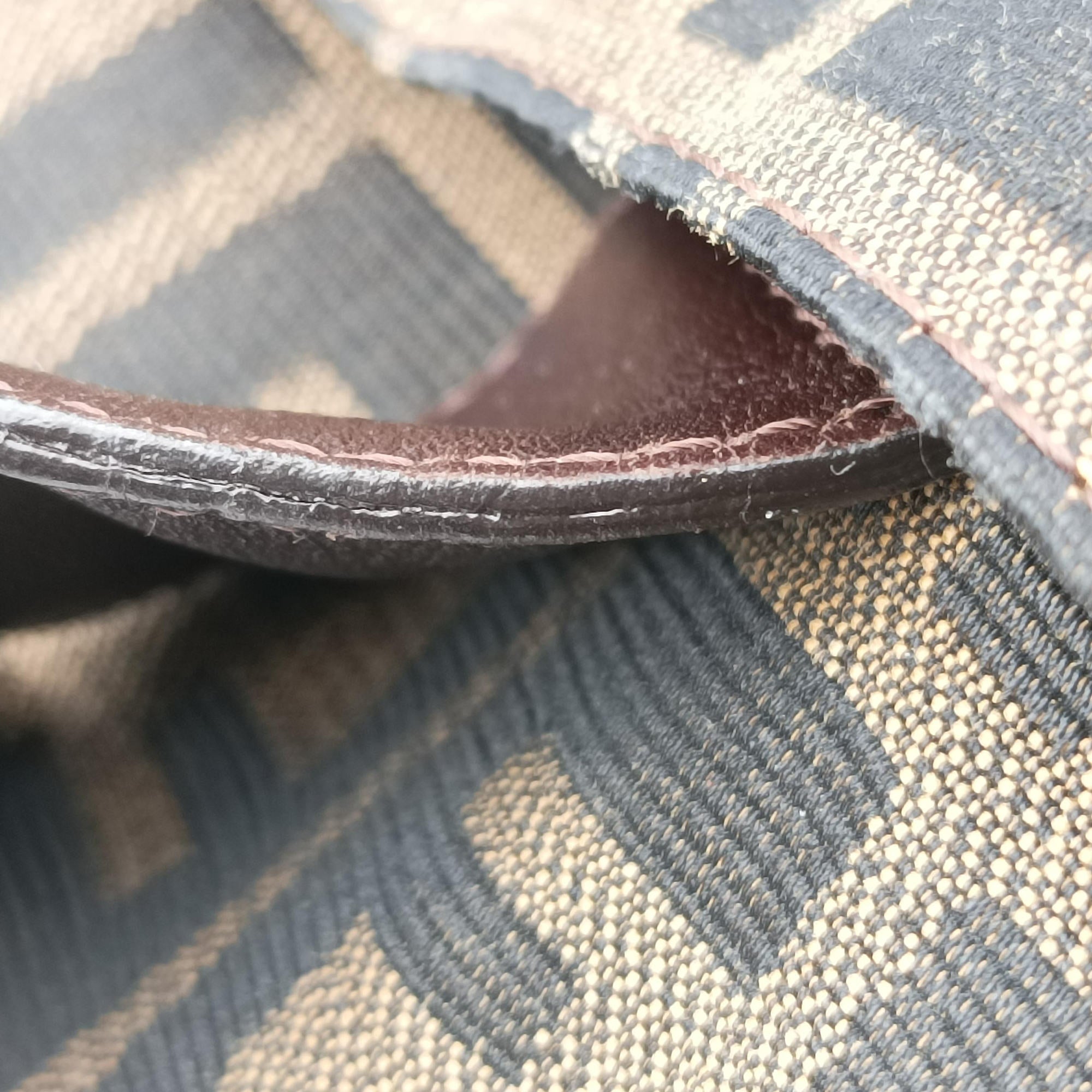 Secondhand Fendi Zucca pattern Brown canvas×leather 214526 shoulderbag | stylenewstar