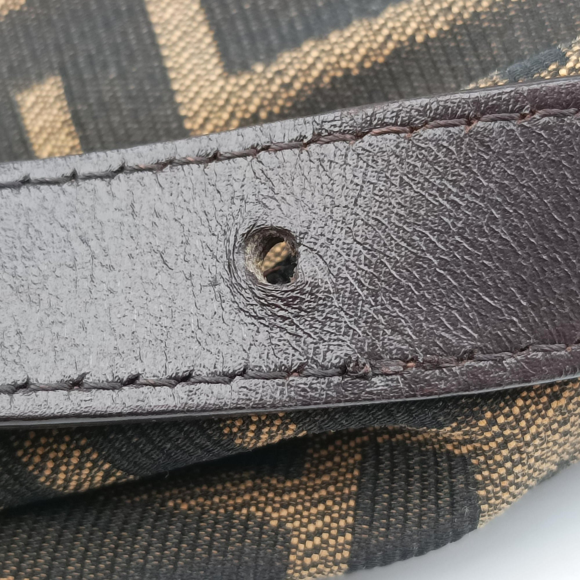 Secondhand Fendi Zucca pattern Brown canvas×leather 214526 shoulderbag | stylenewstar