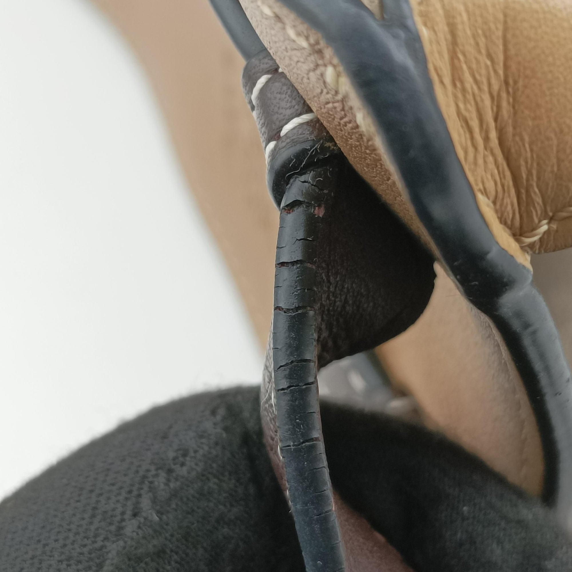 Secondhand Loewe Hammock Gray × Beige × Brown Leather  shoulderbag | stylenewstar