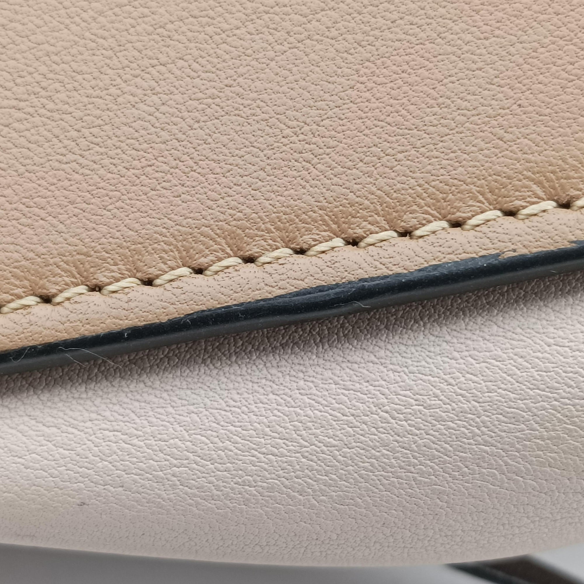 Secondhand Loewe Hammock Gray × Beige × Brown Leather  shoulderbag | stylenewstar