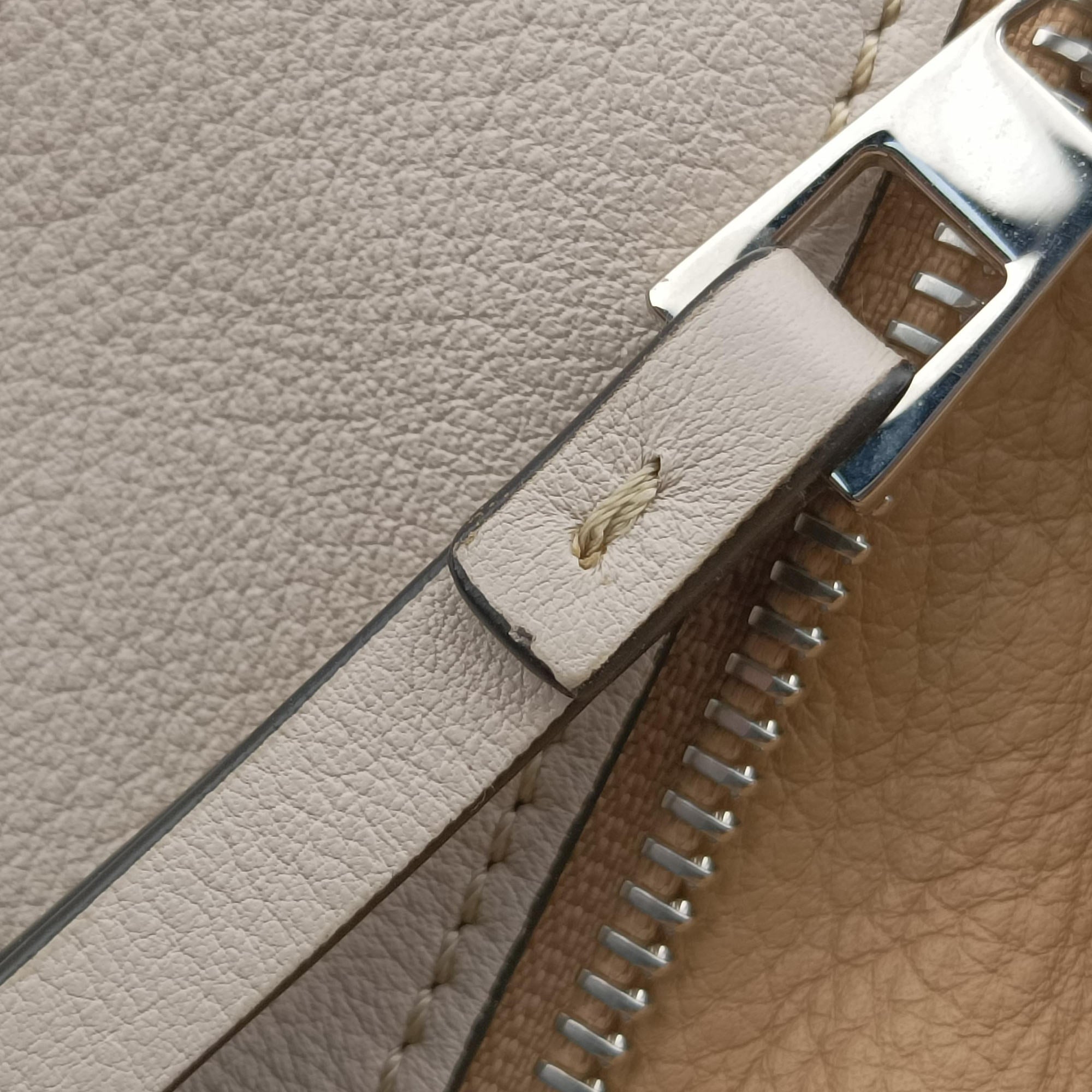 Secondhand Loewe Hammock Gray × Beige × Brown Leather  shoulderbag | stylenewstar