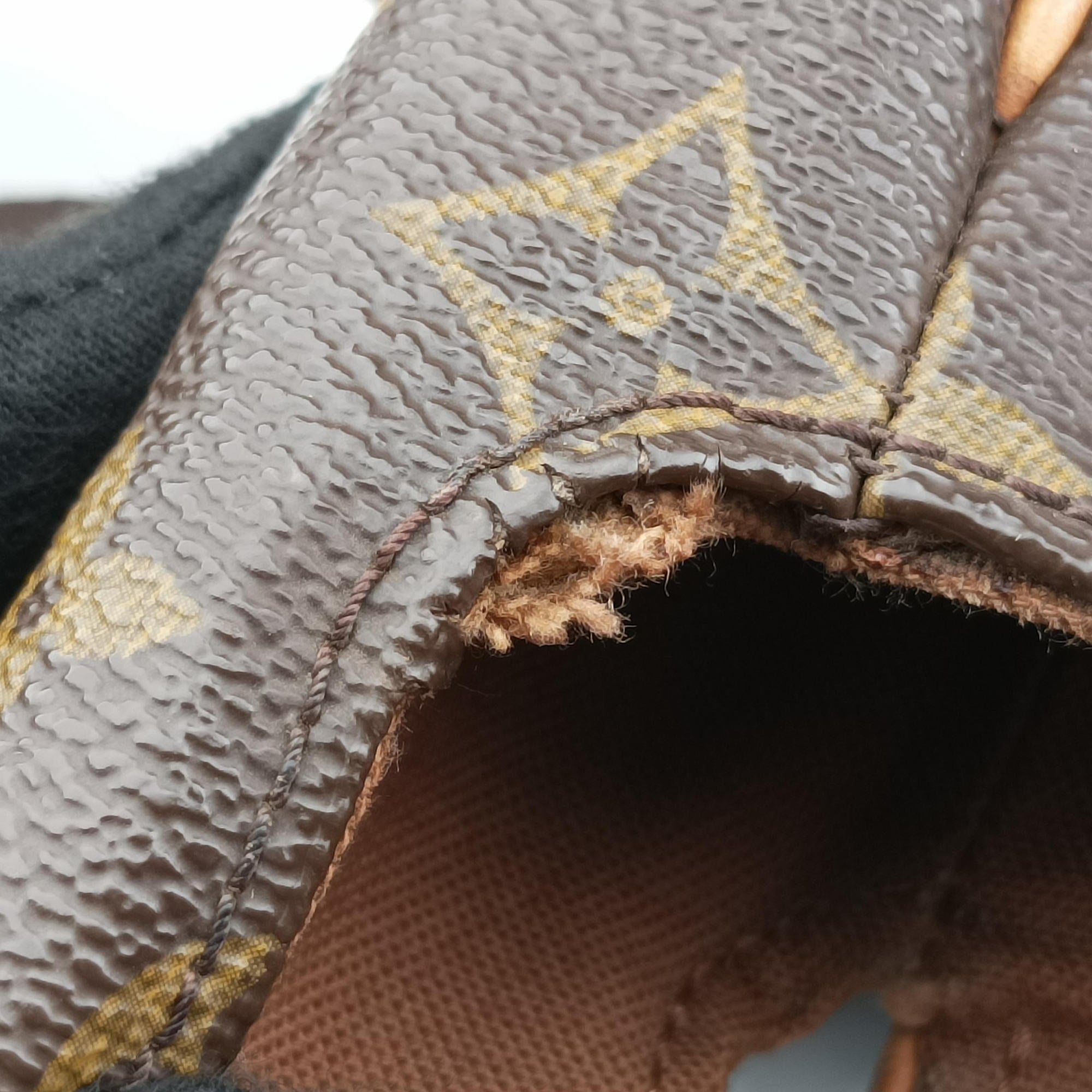 Vintage Louis Vuitton ABBESSES brown Monogram Canvas M45257 shoulderbag | stylenewstar