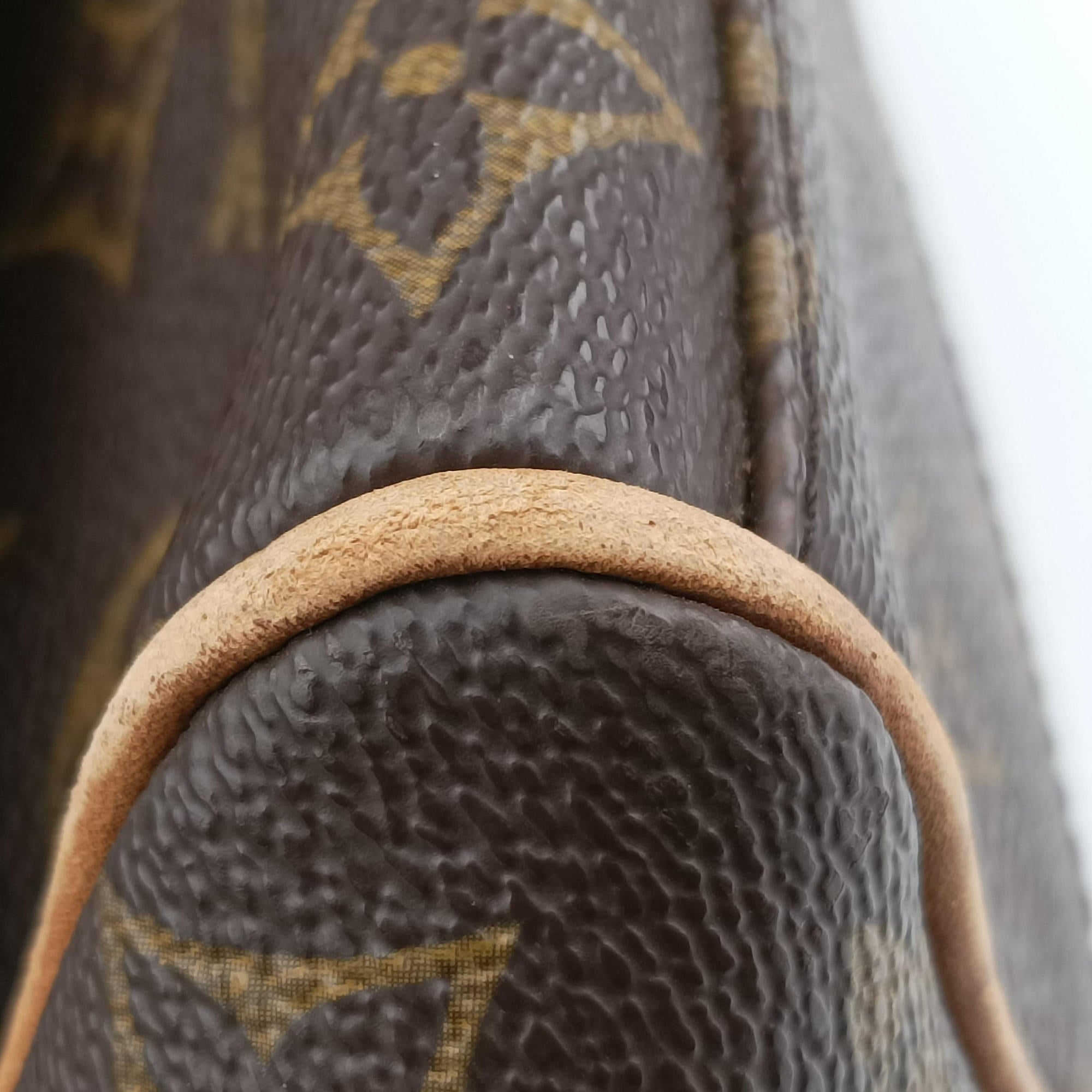 Vintage Louis Vuitton ABBESSES brown Monogram Canvas M45257 shoulderbag | stylenewstar