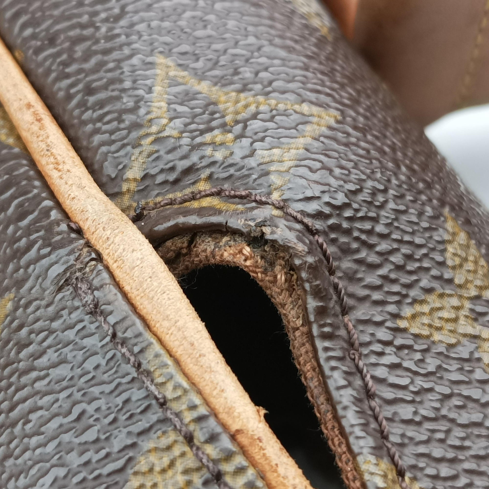 Vintage Louis Vuitton ABBESSES brown Monogram Canvas M45257 shoulderbag | stylenewstar