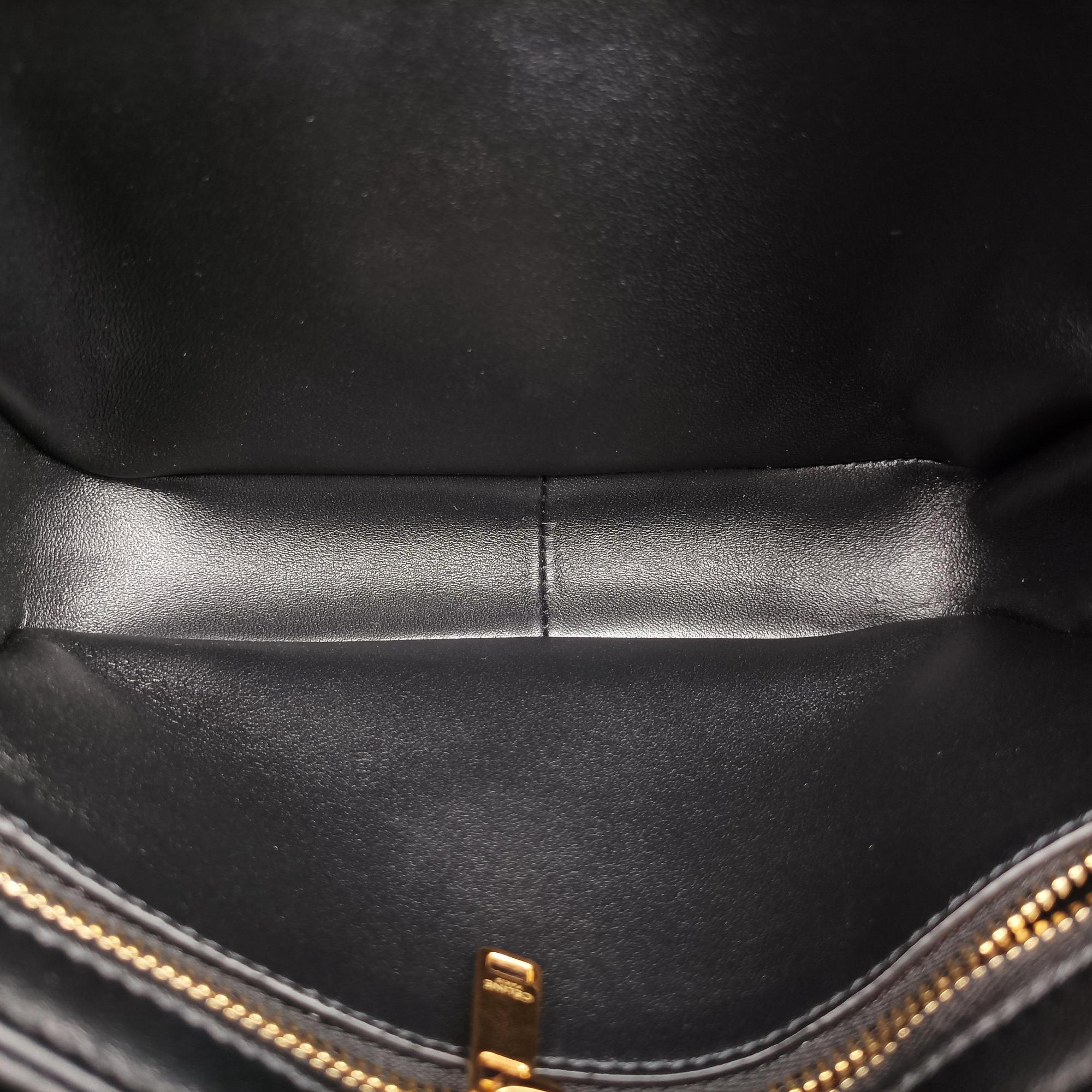 Pre-owned Celine Triomphe Black Leather  shoulderbag | stylenewstar