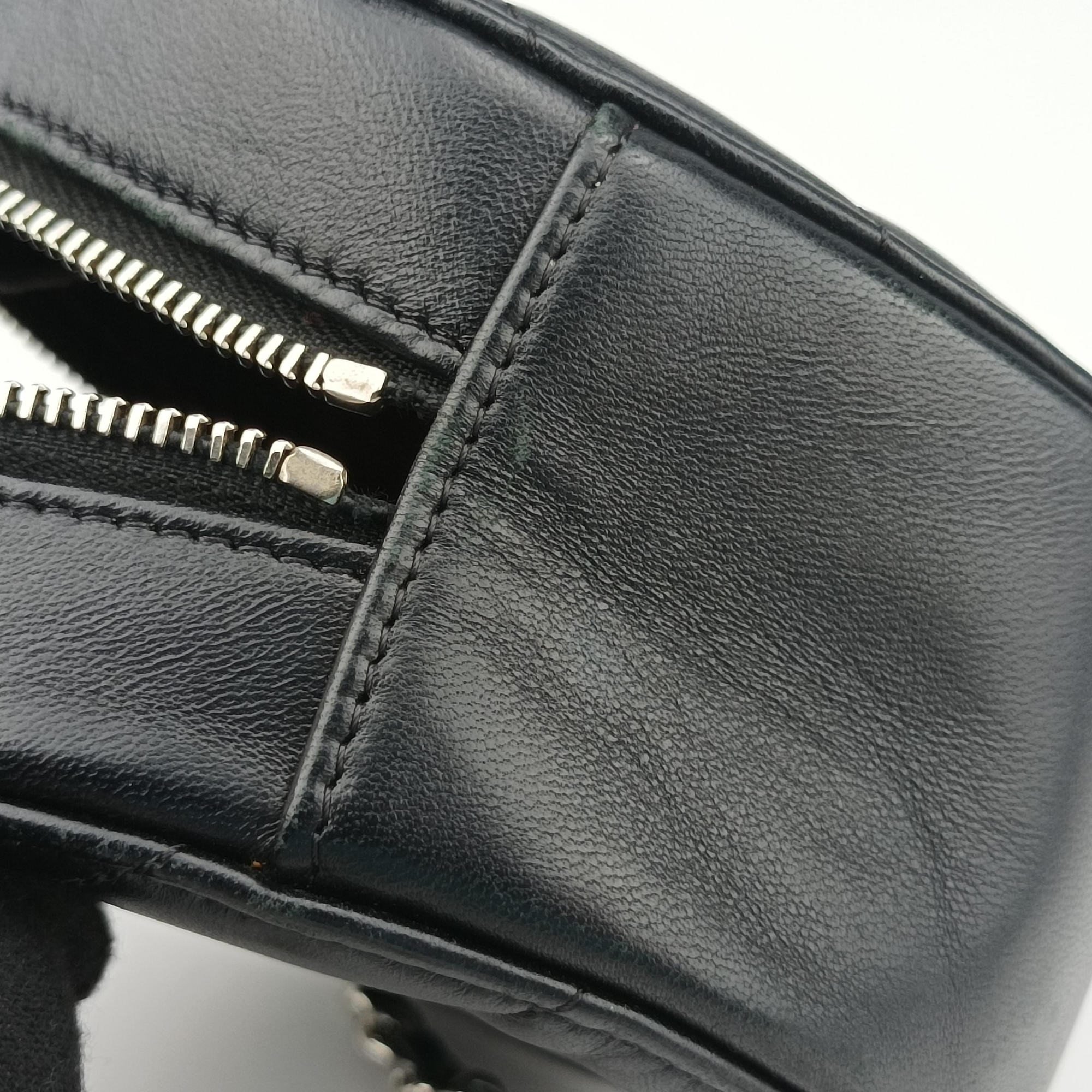 Pre-owned Chanel Matelasse Round Black lambskin AP0245 shoulderbag | stylenewstar