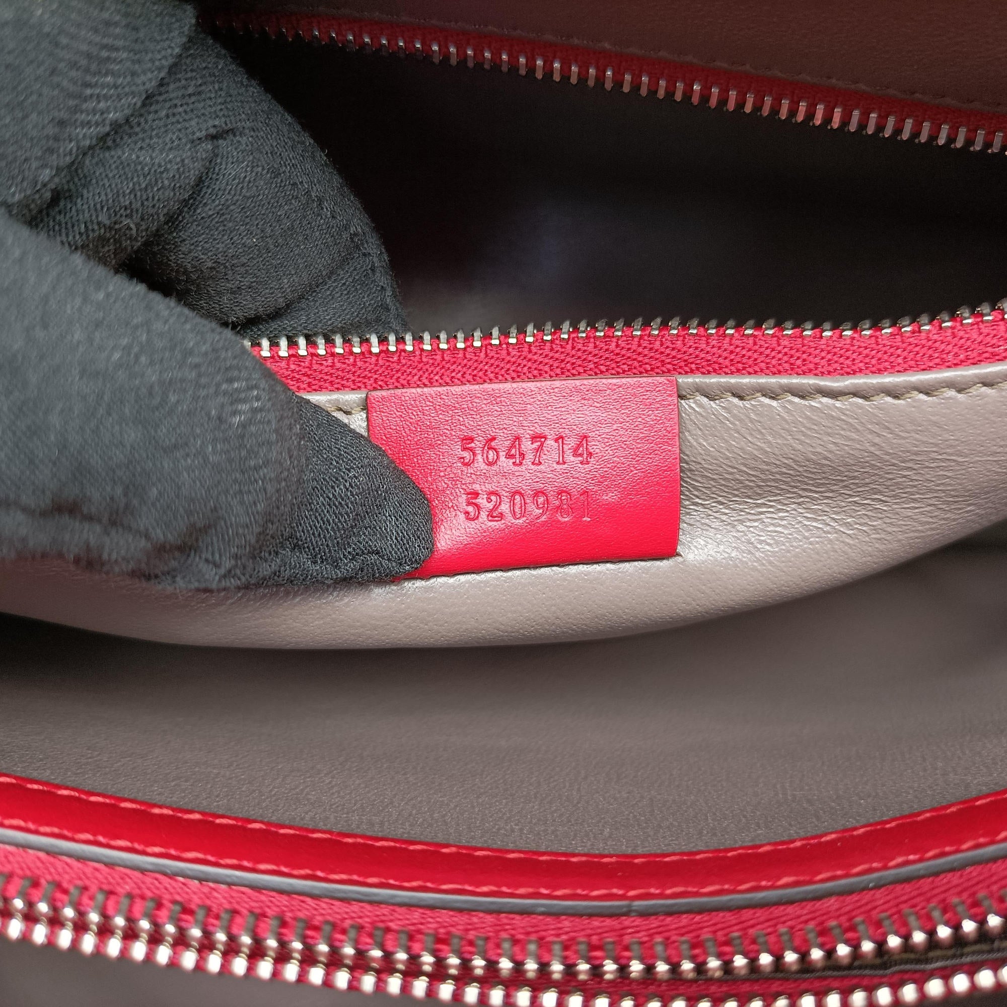Pre-owned Gucci Zumi Red Leather 564714 shoulderbag | stylenewstar