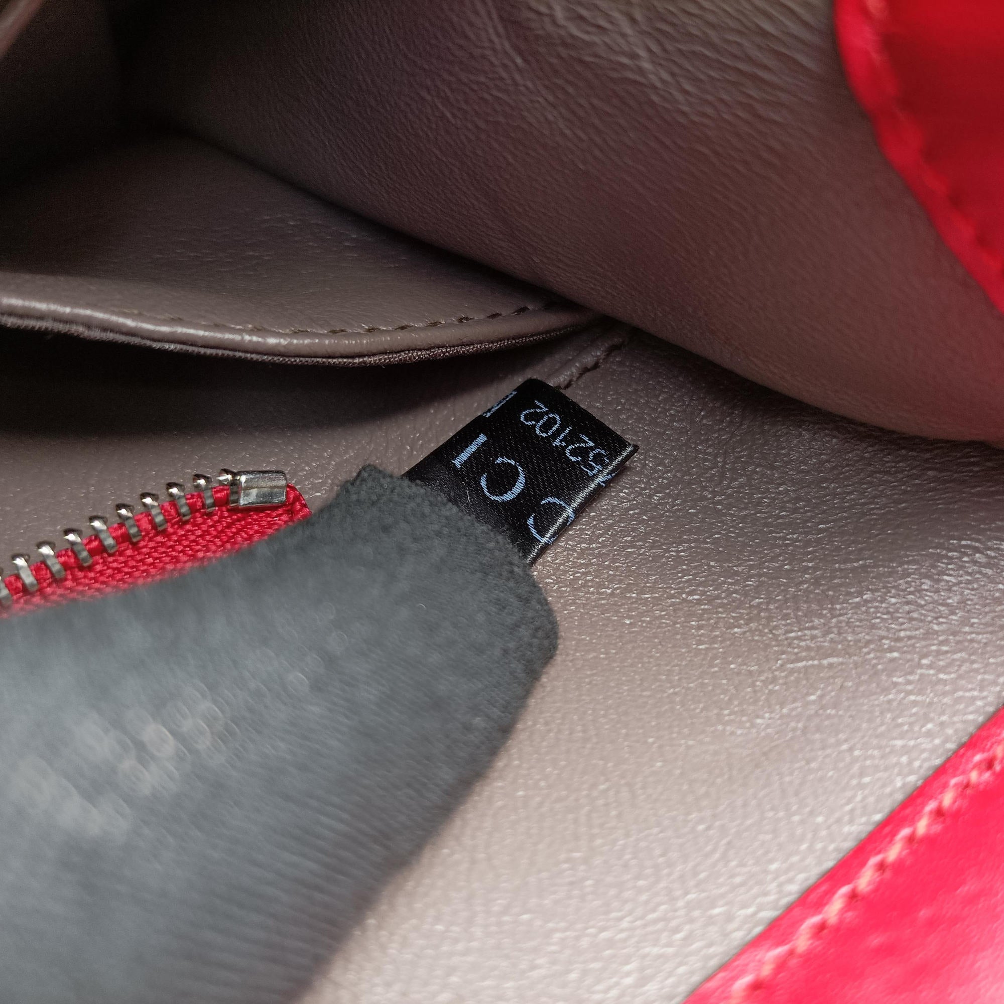 Pre-owned Gucci Zumi Red Leather 564714 shoulderbag | stylenewstar