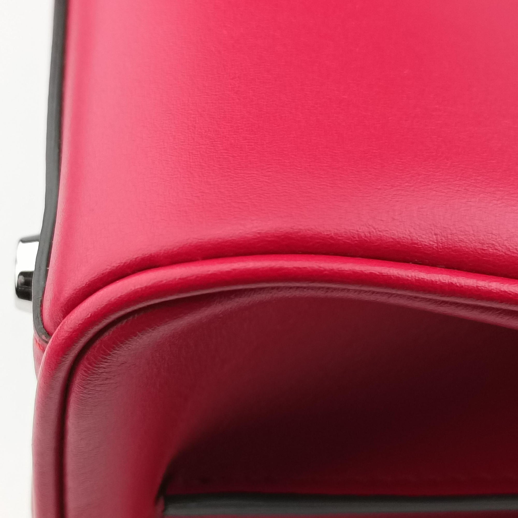 Pre-owned Gucci Zumi Red Leather 564714 shoulderbag | stylenewstar