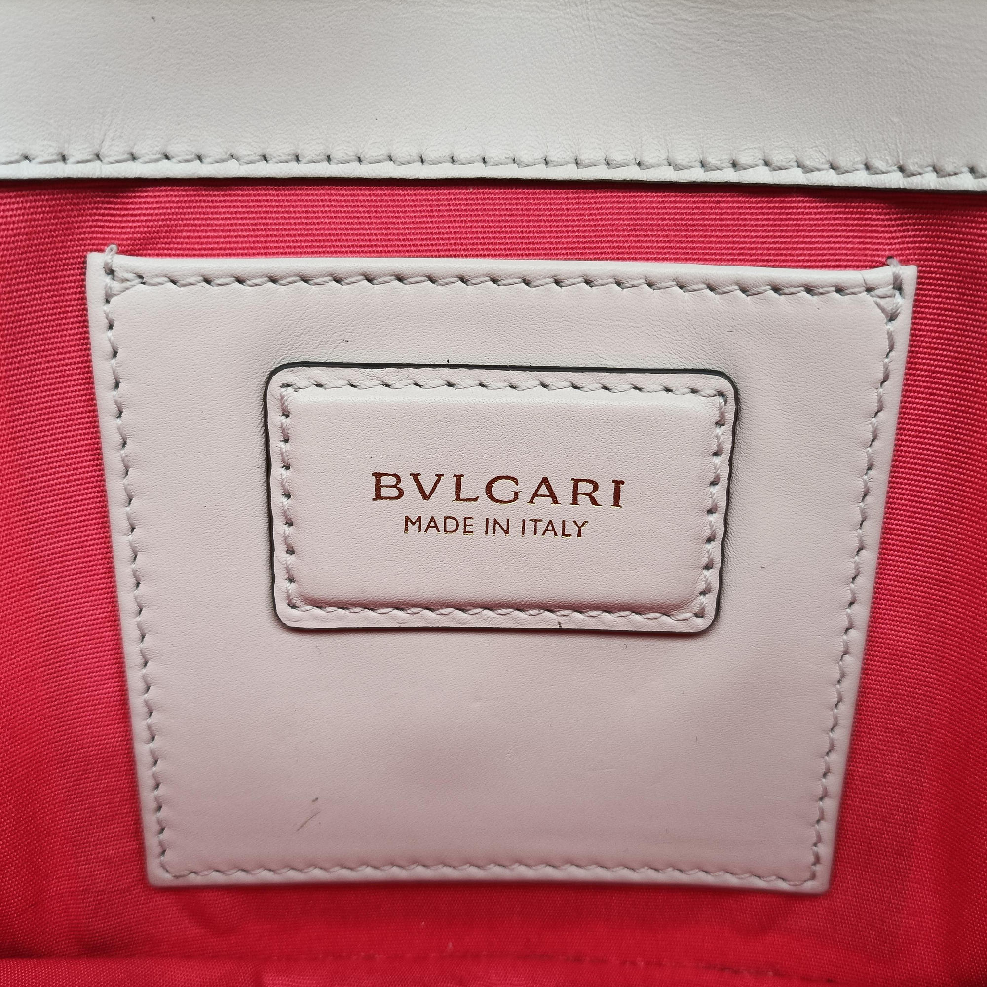 Pre-owned Bvlgari SERPENTI FOREVER White Leather  shoulderbag | stylenewstar