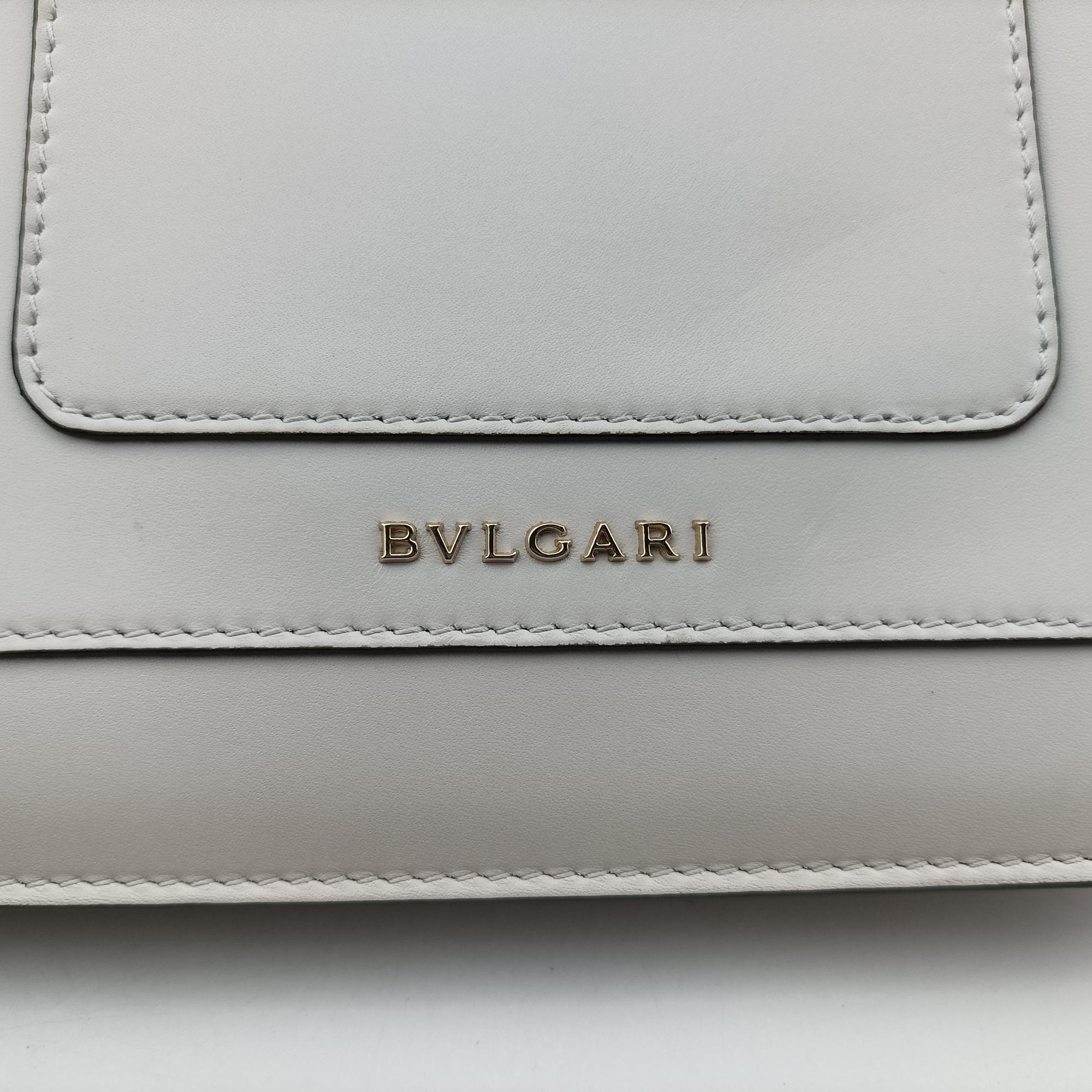 Pre-owned Bvlgari SERPENTI FOREVER White Leather  shoulderbag | stylenewstar