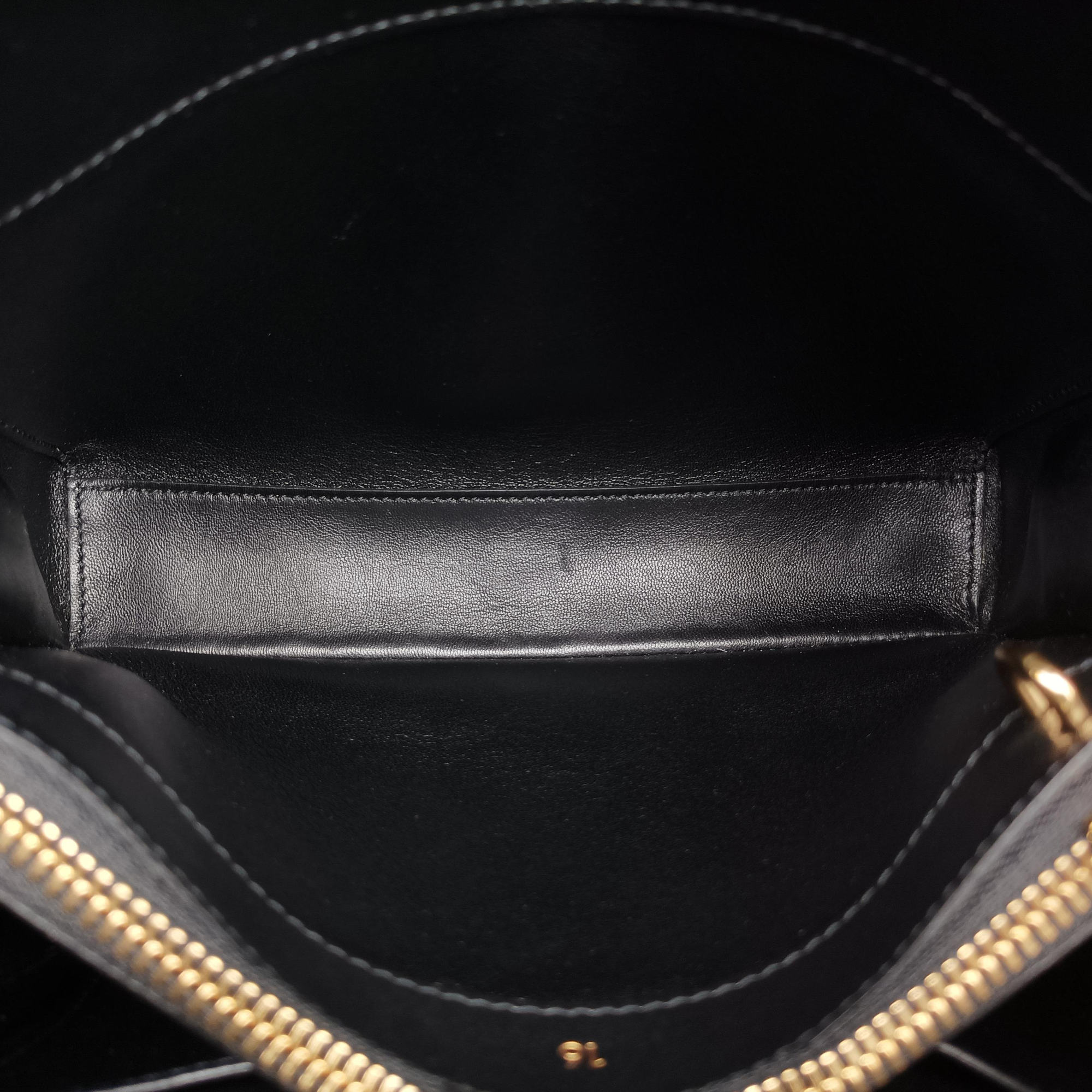 Vintage Celine 16 Bag Black Calfskin  shoulderbag | stylenewstar