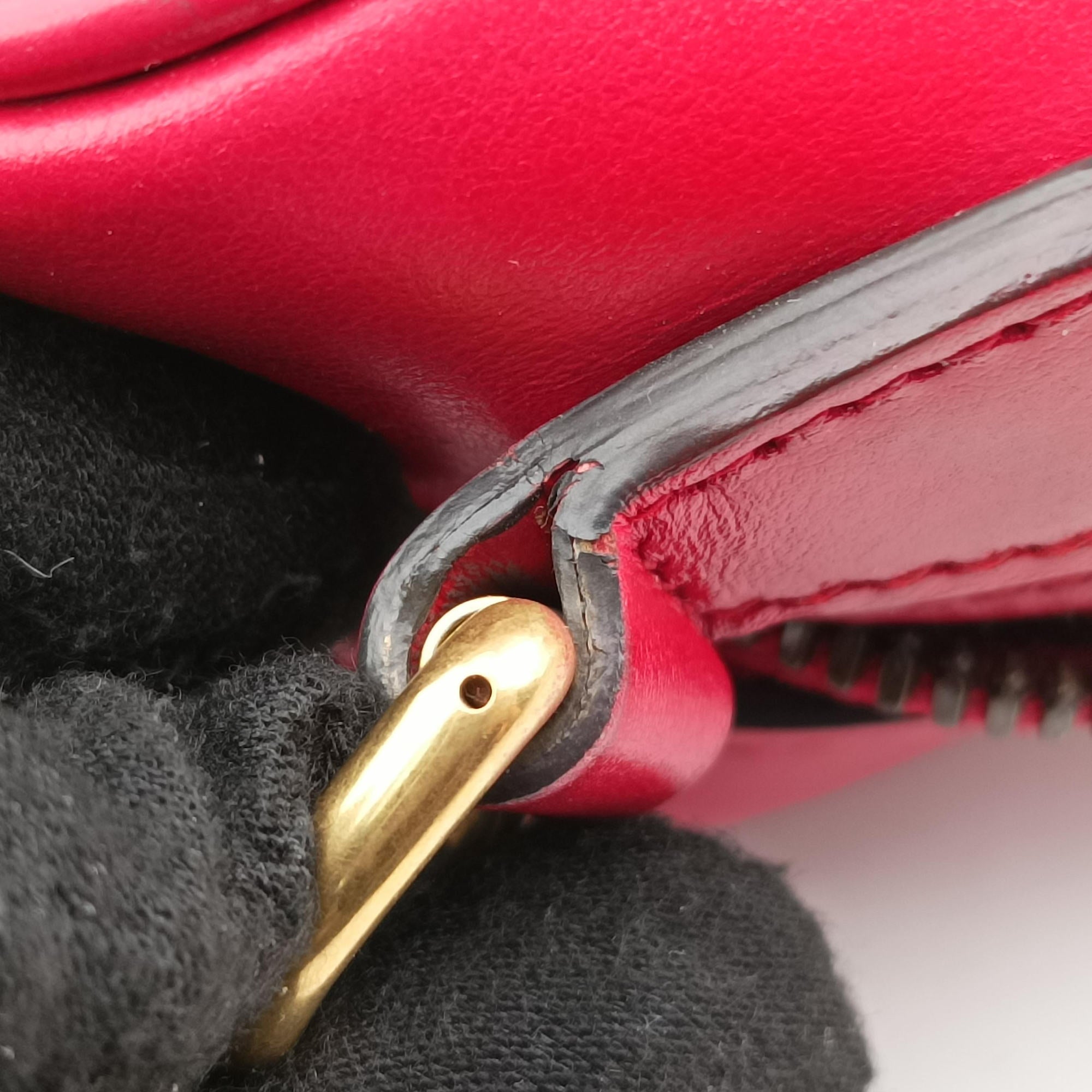 Pre-owned Gucci GG Marmont Red Leather 498100 shoulderbag | stylenewstar