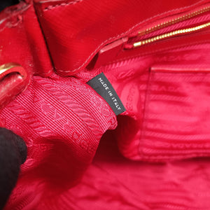 Pre-owned Prada Galleria Red SAFFIANO Patent BN1801 shoulderbag | stylenewstar