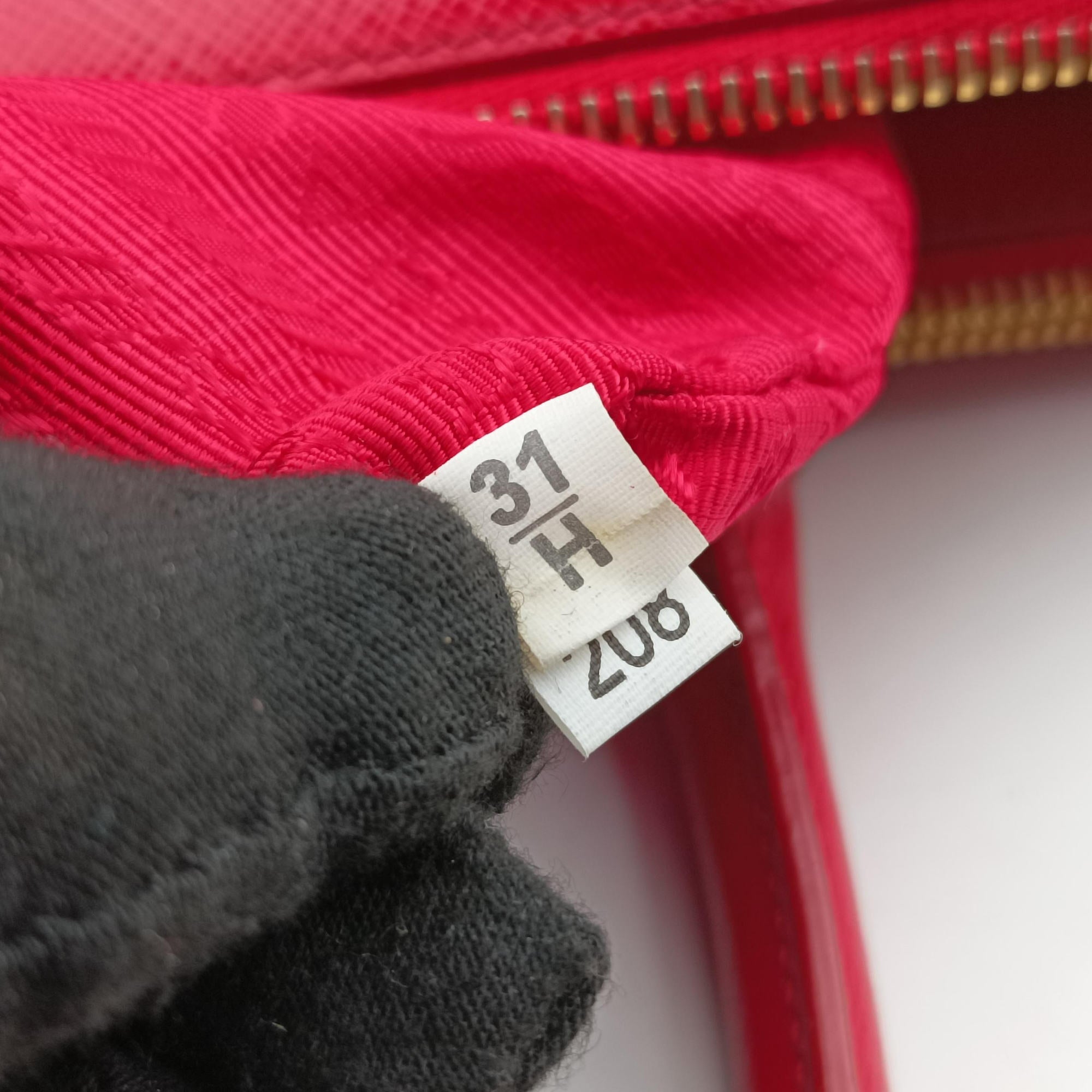Pre-owned Prada Galleria Red SAFFIANO Patent BN1801 shoulderbag | stylenewstar