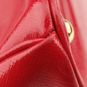 Pre-owned Prada Galleria Red SAFFIANO Patent BN1801 shoulderbag | stylenewstar