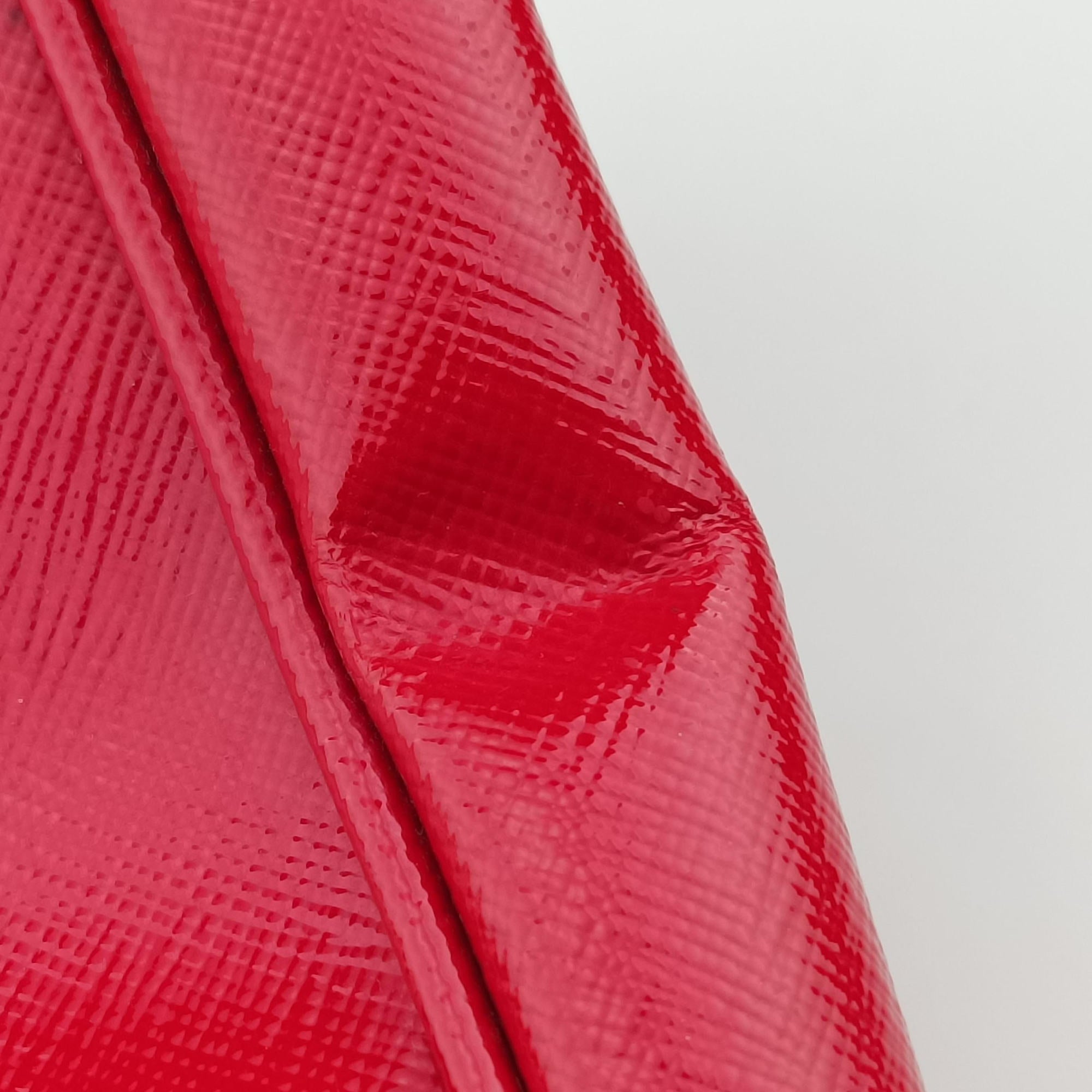 Pre-owned Prada Galleria Red SAFFIANO Patent BN1801 shoulderbag | stylenewstar