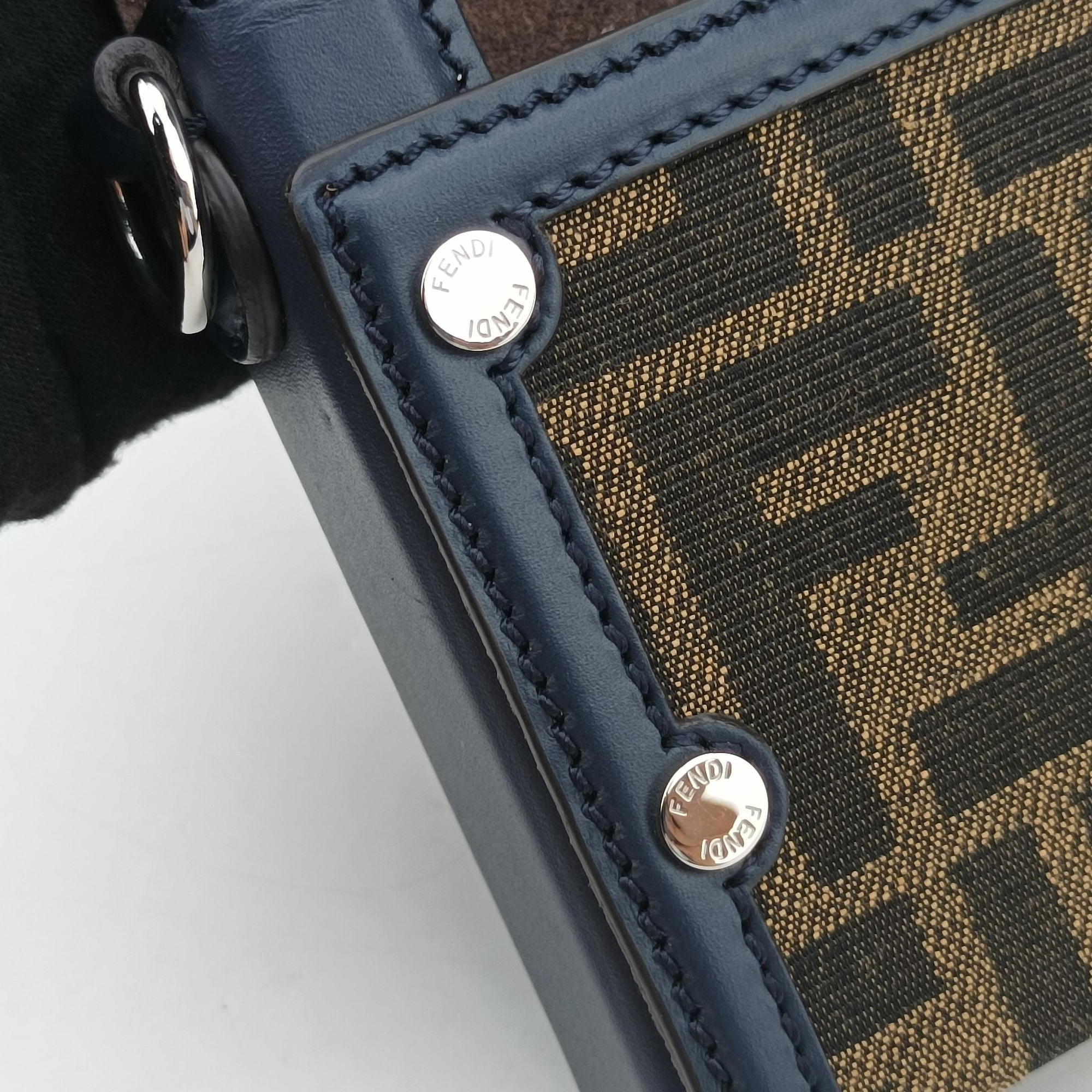 Pre-owned Fendi Zucca Soft Trunk Phone Pouch Brown canvas 7AS139 shoulderbag | stylenewstar