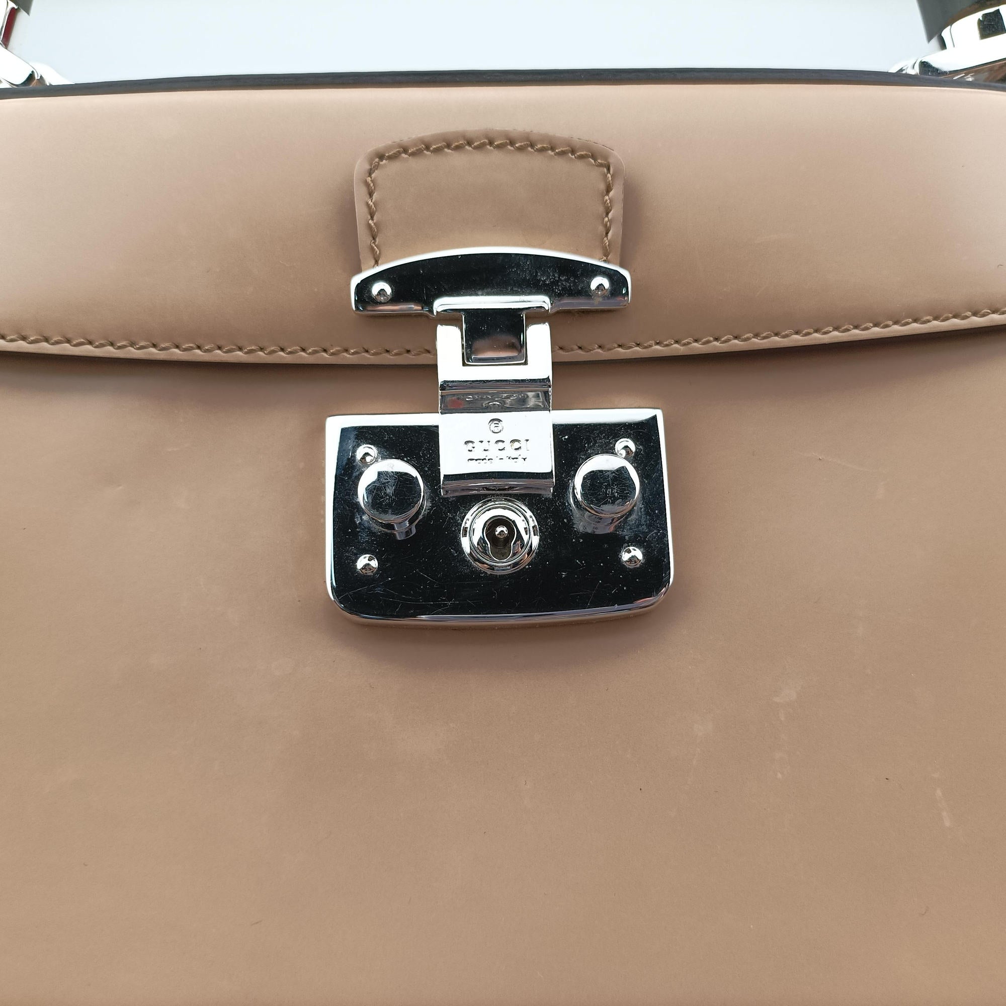 Pre-owned Gucci Bamboo Beige leather 331830 handbag | stylenewstar