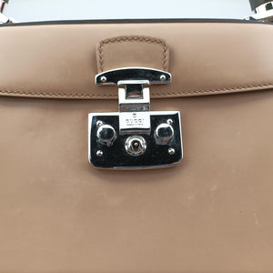 Pre-owned Gucci Bamboo Beige leather 331830 handbag | stylenewstar