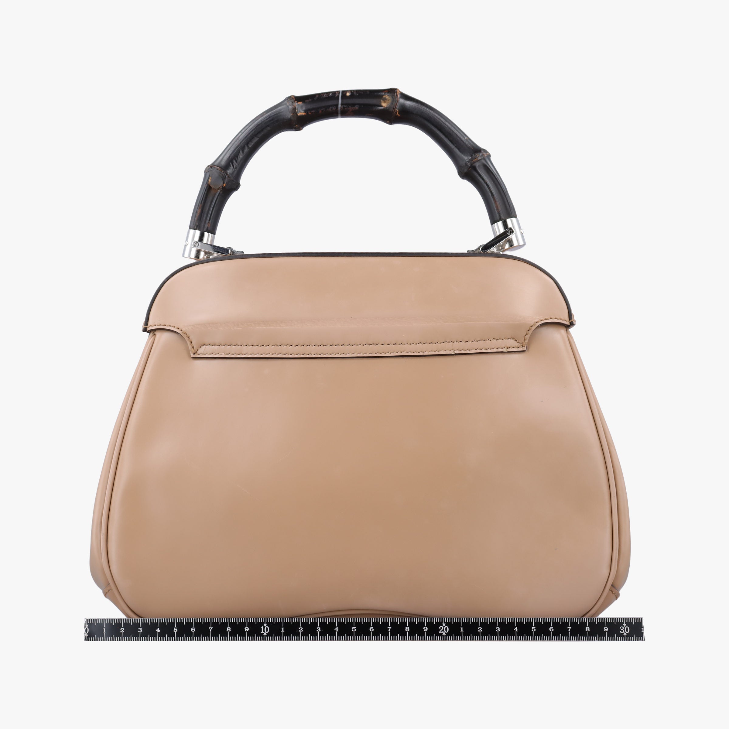 Pre-owned Gucci Bamboo Beige leather 331830 handbag | stylenewstar