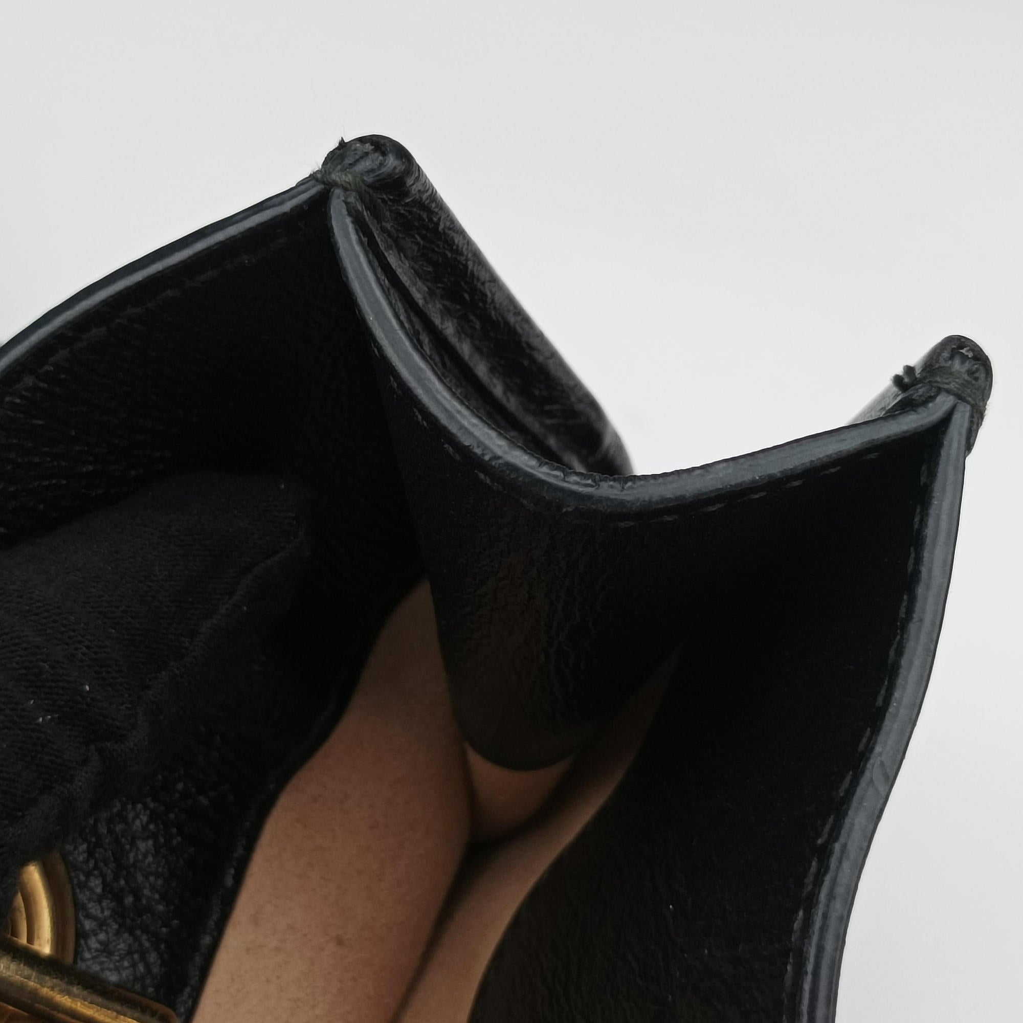 Vintage Gucci Rajah Black Leather 537219 shoulderbag | stylenewstar