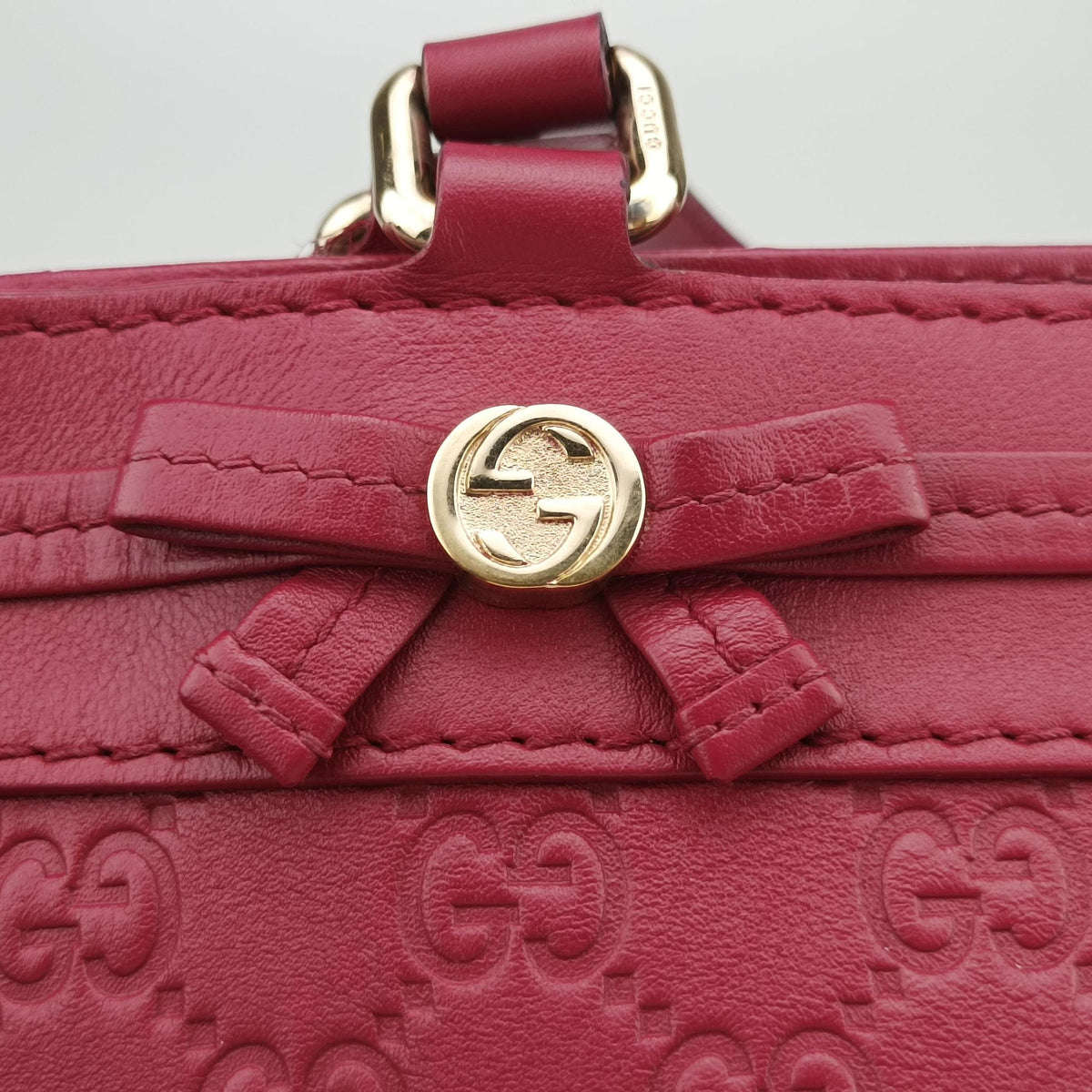 Secondhand Gucci Guccissima Mayfair Rose Leather 257061 handbag | stylenewstar