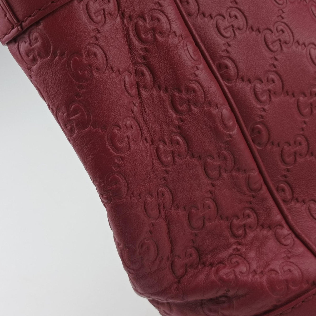 Secondhand Gucci Guccissima Mayfair Rose Leather 257061 handbag | stylenewstar