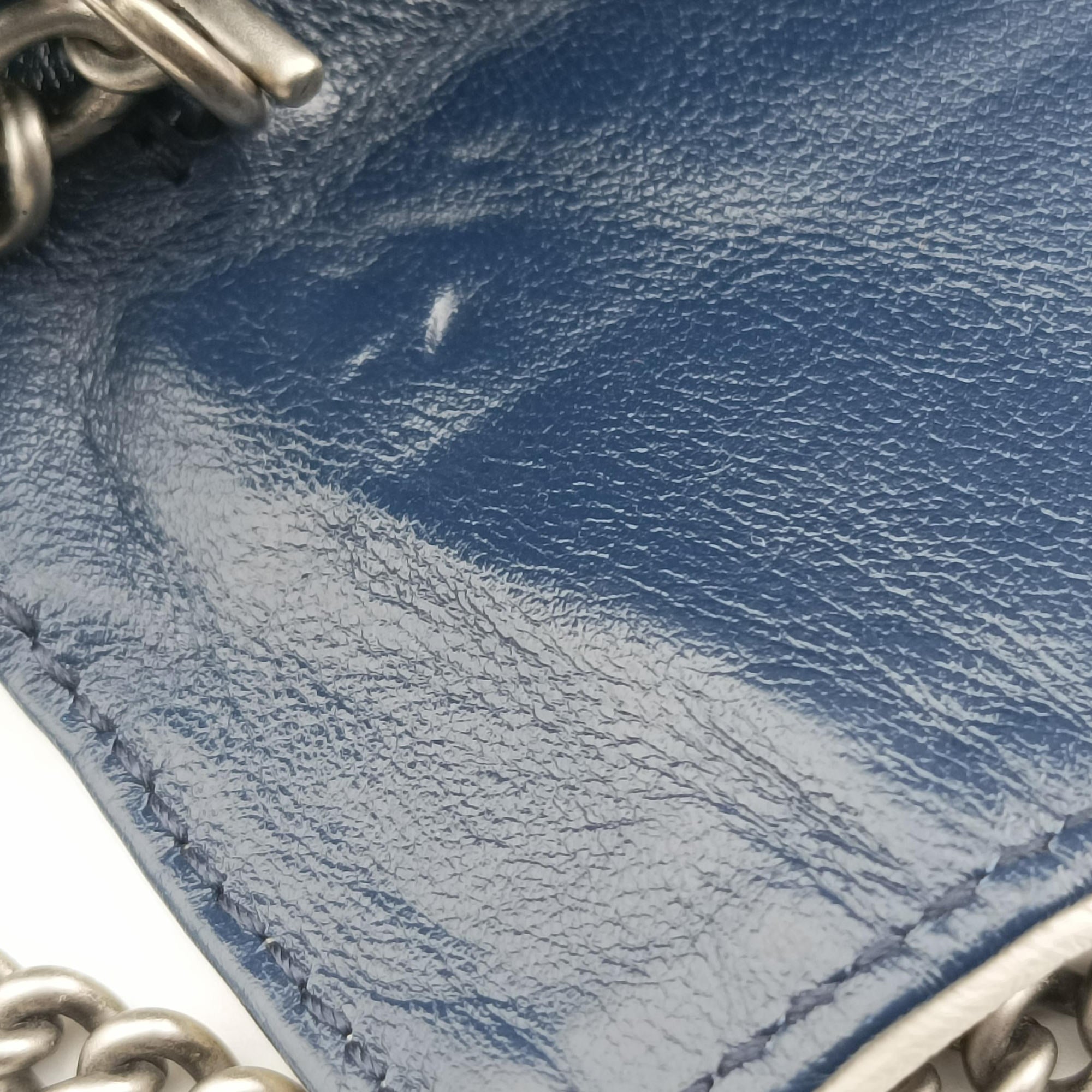 Pre-owned Gucci GG Marmont White×blue Leather 574969 shoulderbag | stylenewstar