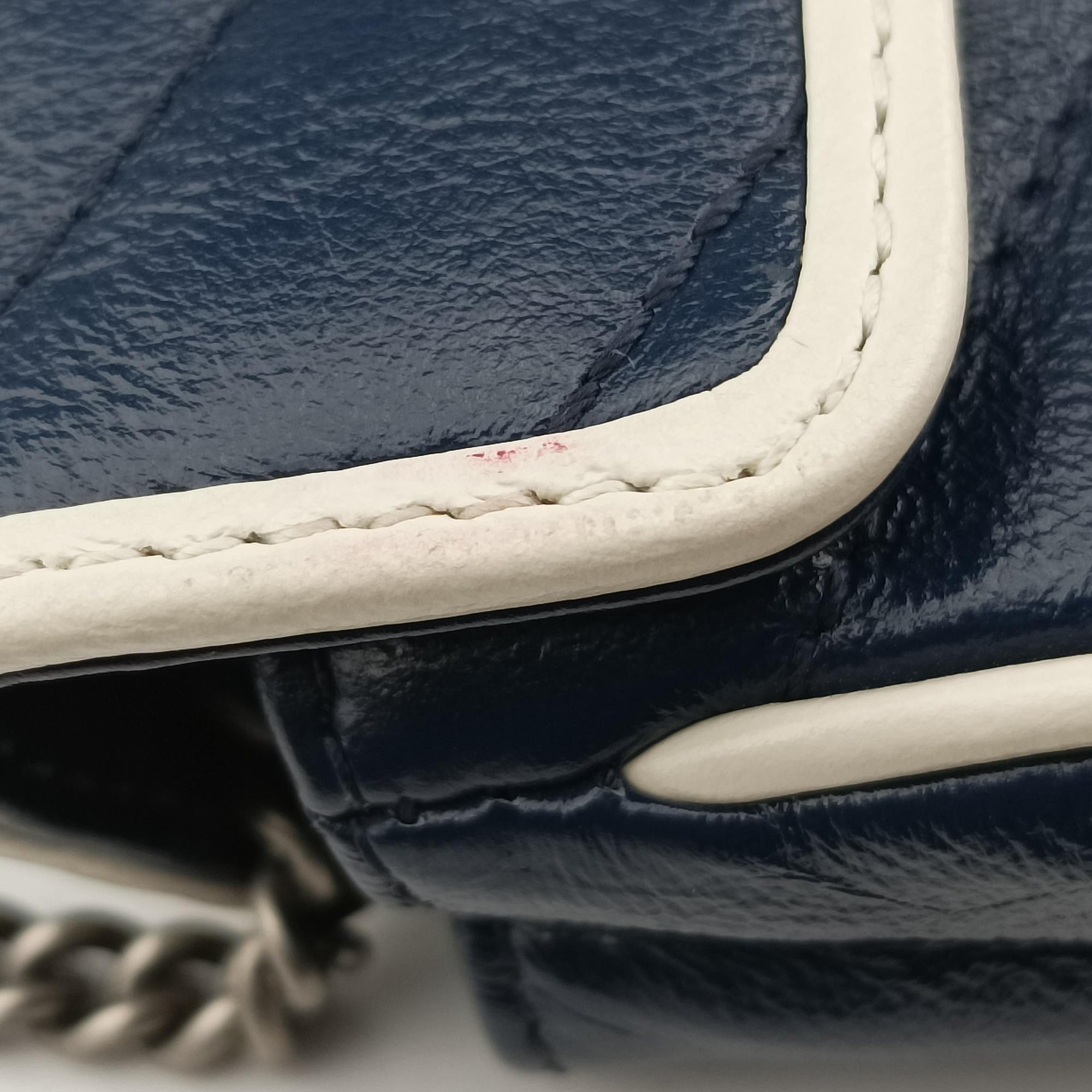 Pre-owned Gucci GG Marmont White×blue Leather 574969 shoulderbag | stylenewstar