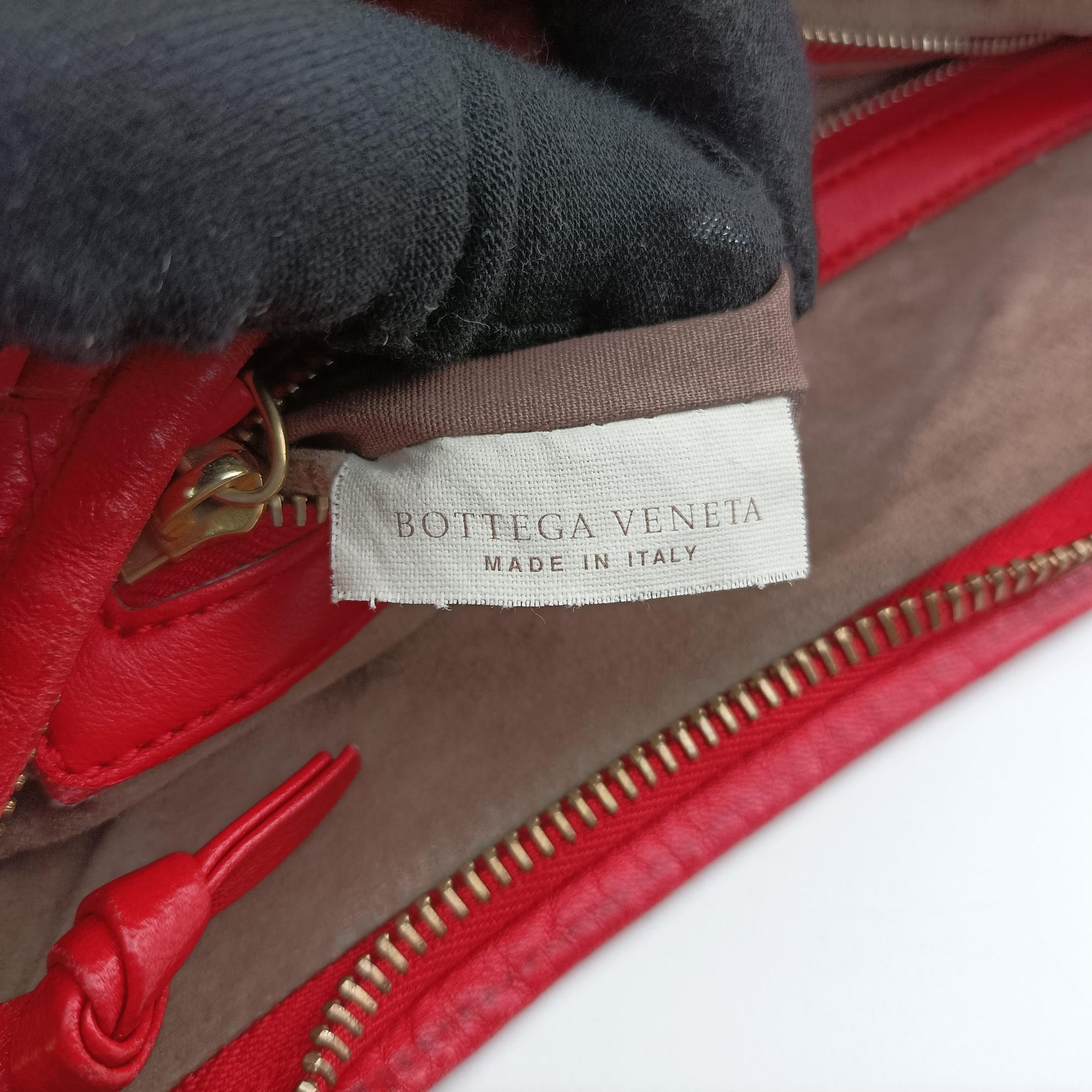 Pre-owned Bottega Veneta Intrecciato Red lambskin  handbag | stylenewstar