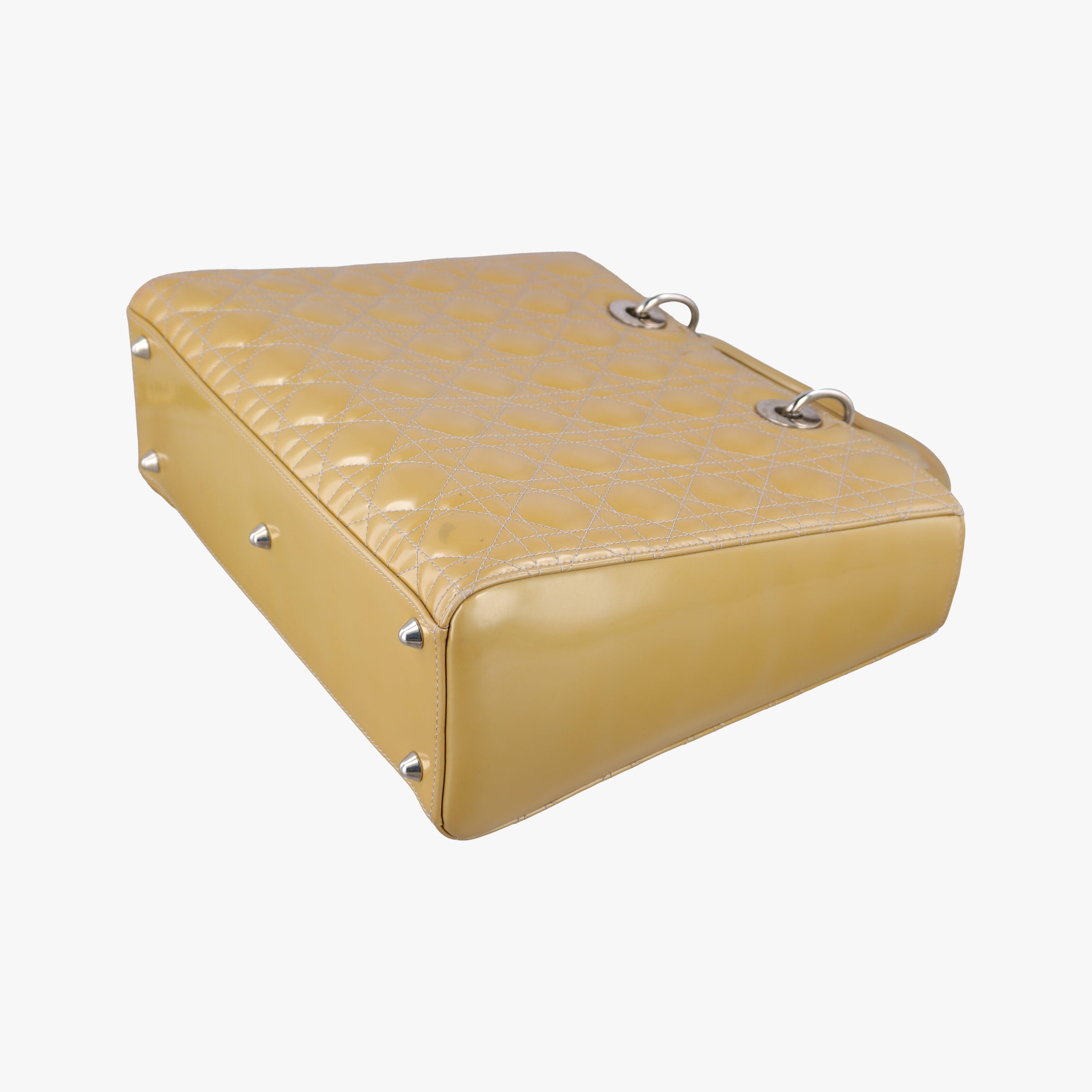 Secondhand Christian Dior Lady Dior Beige Patent  shoulderbag | stylenewstar