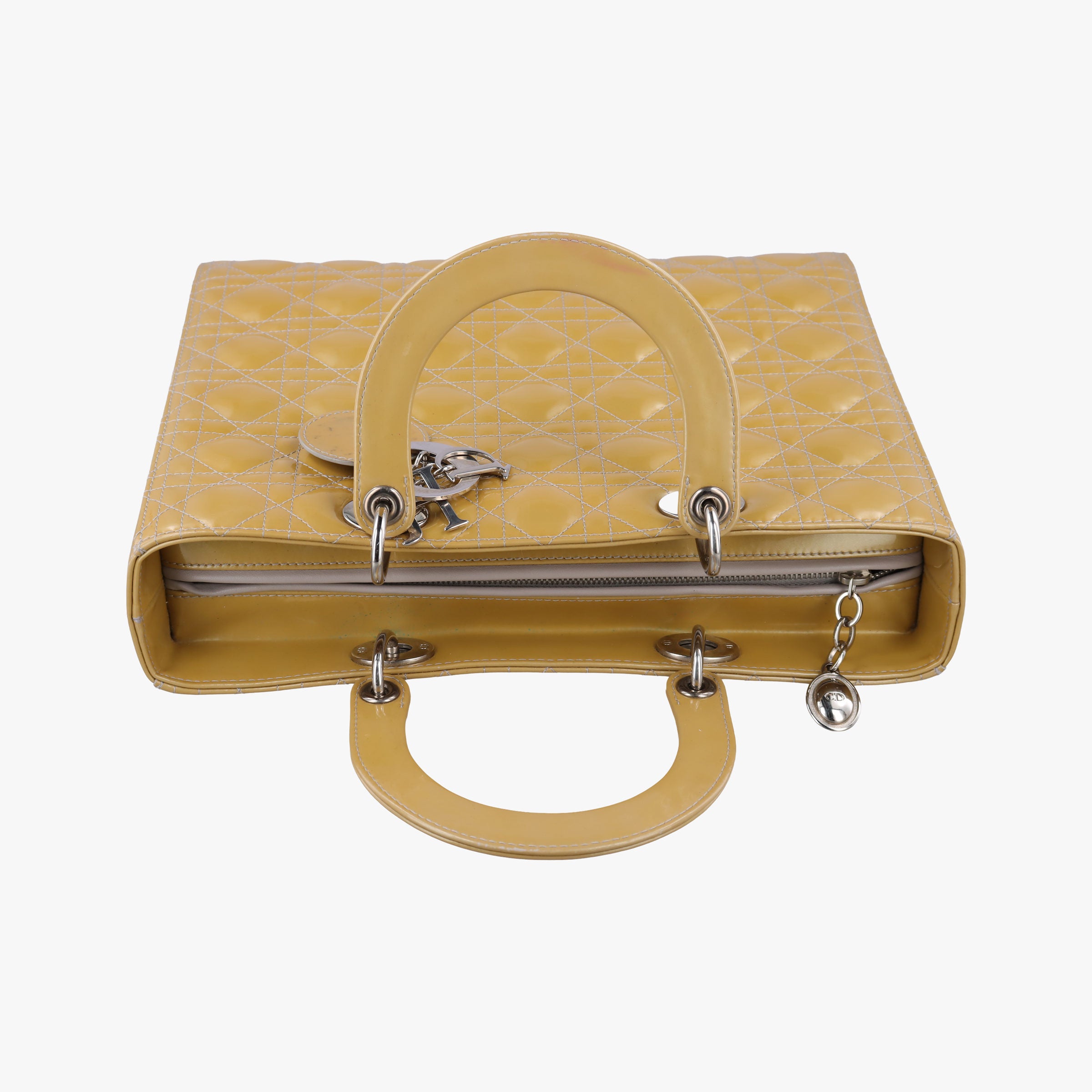 Secondhand Christian Dior Lady Dior Beige Patent  shoulderbag | stylenewstar