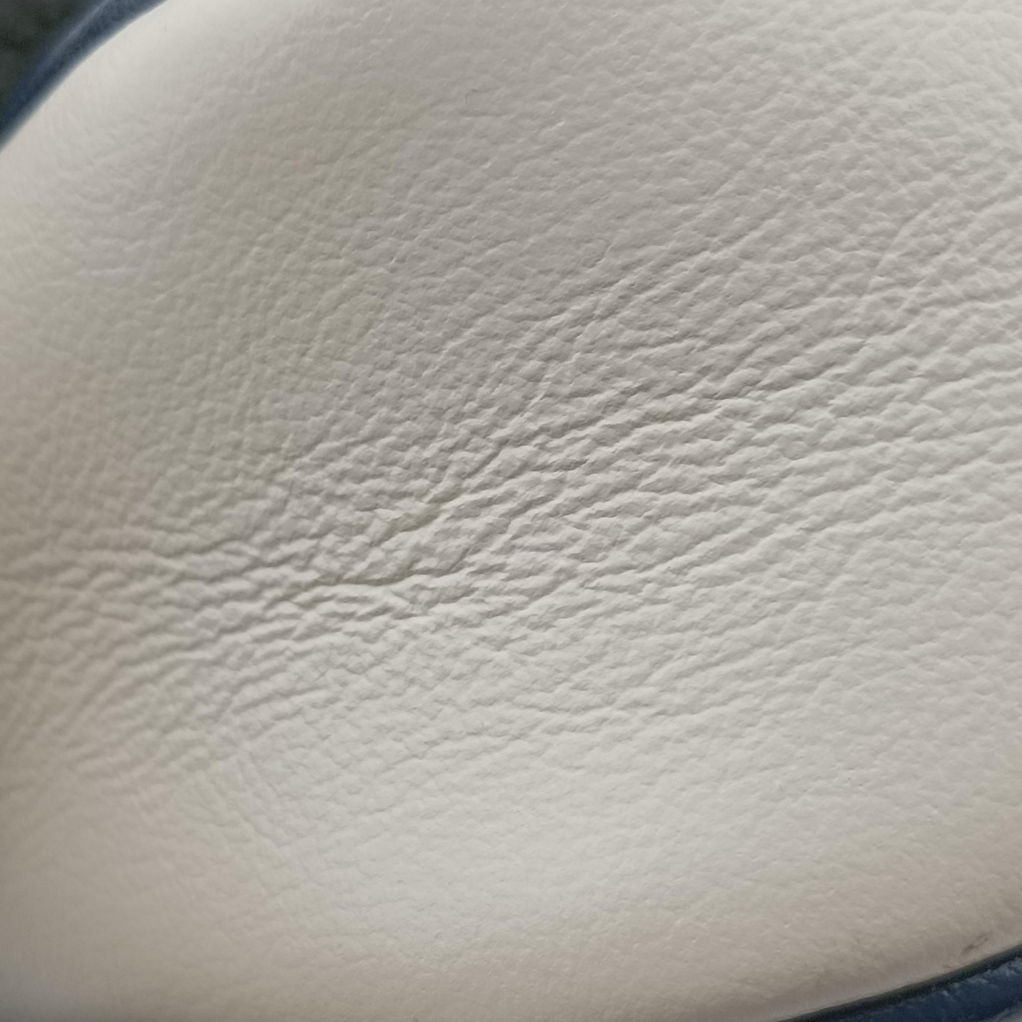 Pre-owned Gucci GG Marmont White×navy Leather 574969 shoulderbag | stylenewstar