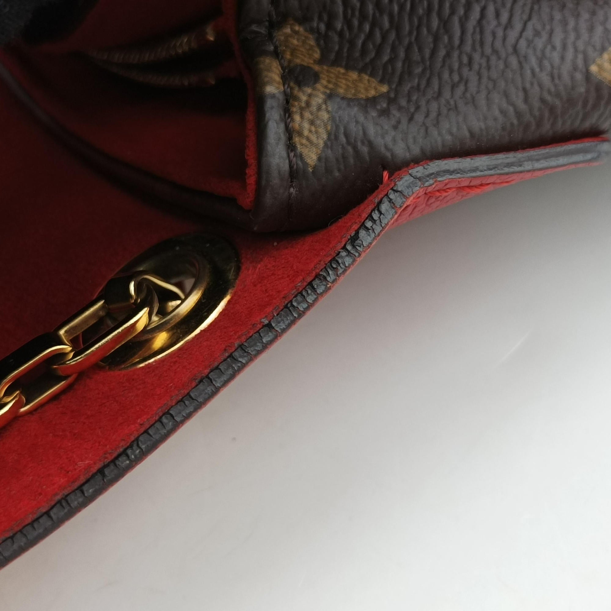 Secondhand Louis Vuitton PALLAS Chain Brown×CERISE Monogram Canvas×calf leather M41201 shoulderbag | stylenewstar