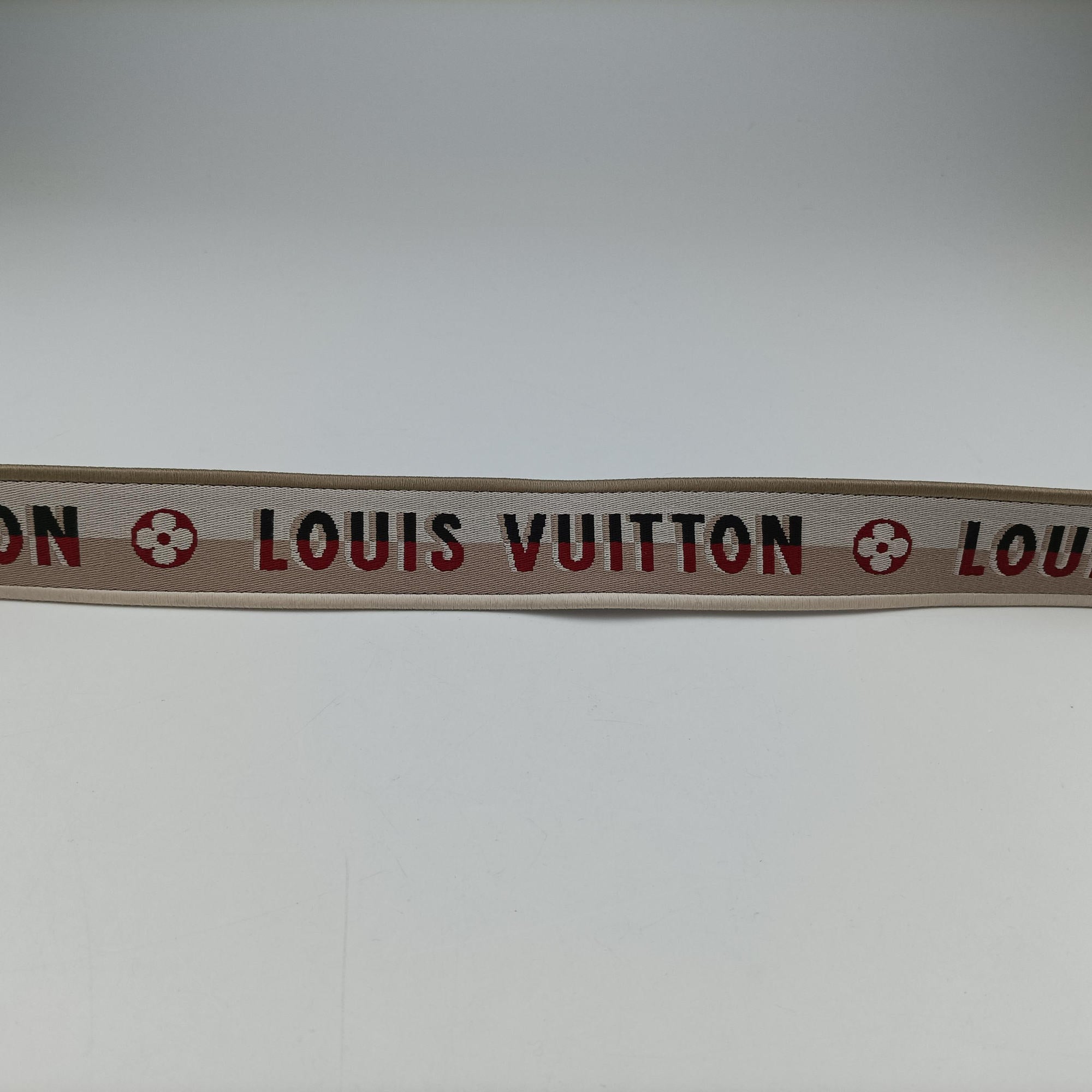 Secondhand Louis Vuitton Alma BB IVOIRE Epi M58706 shoulderbag | stylenewstar