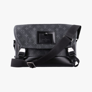 Pre-owned Louis Vuitton Messenger Voyage PM Noir Monogram Eclipse M40511 shoulderbag | stylenewstar
