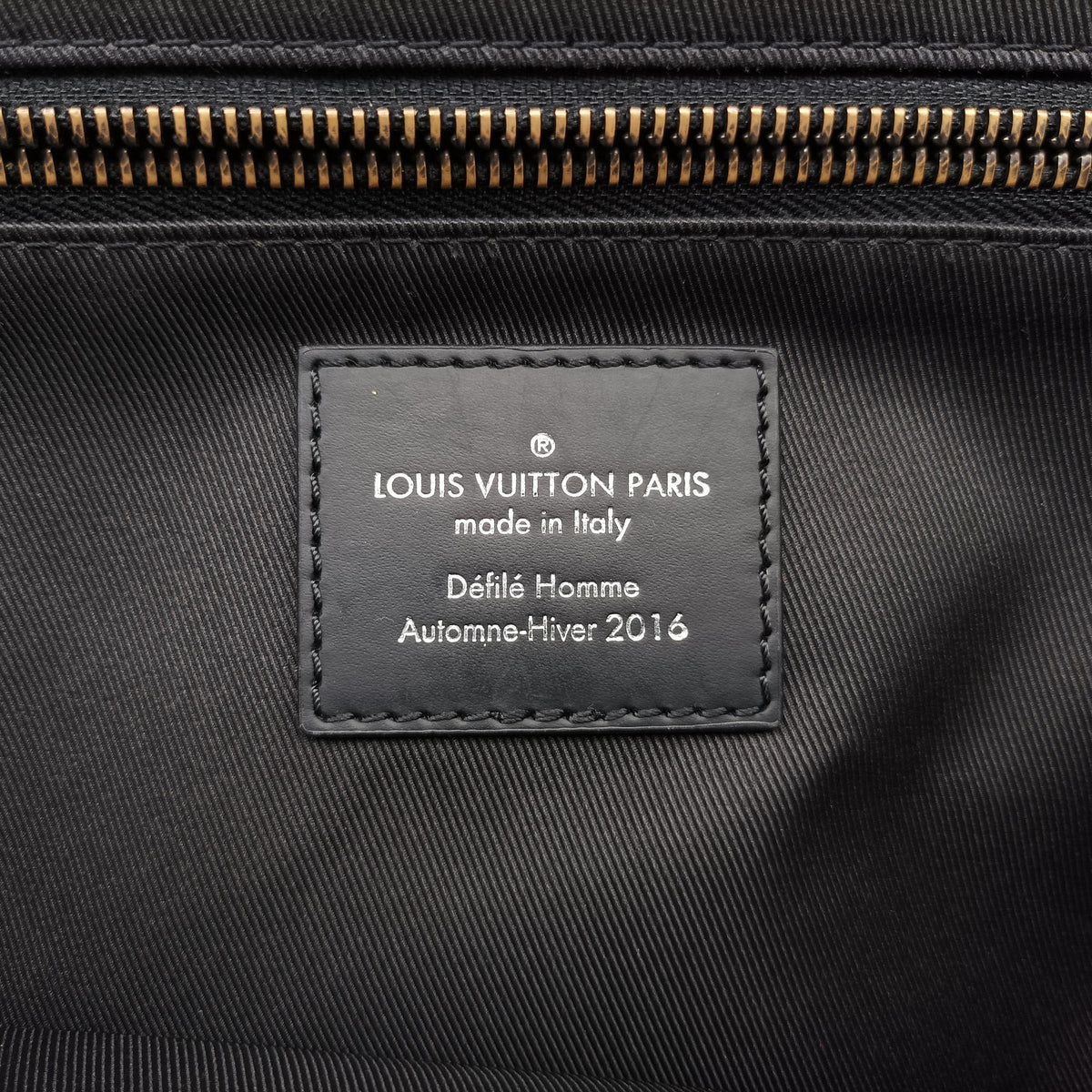 Pre-owned Louis Vuitton Messenger Voyage PM Noir Monogram Eclipse M40511 shoulderbag | stylenewstar
